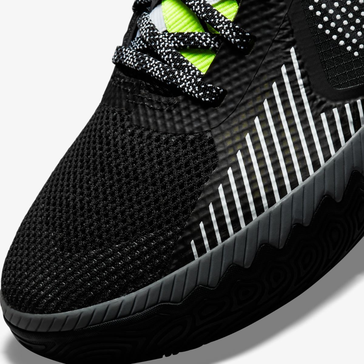 КРОСІВКИ NIKE KYRIE FLYTRAP V (CZ4100-002)