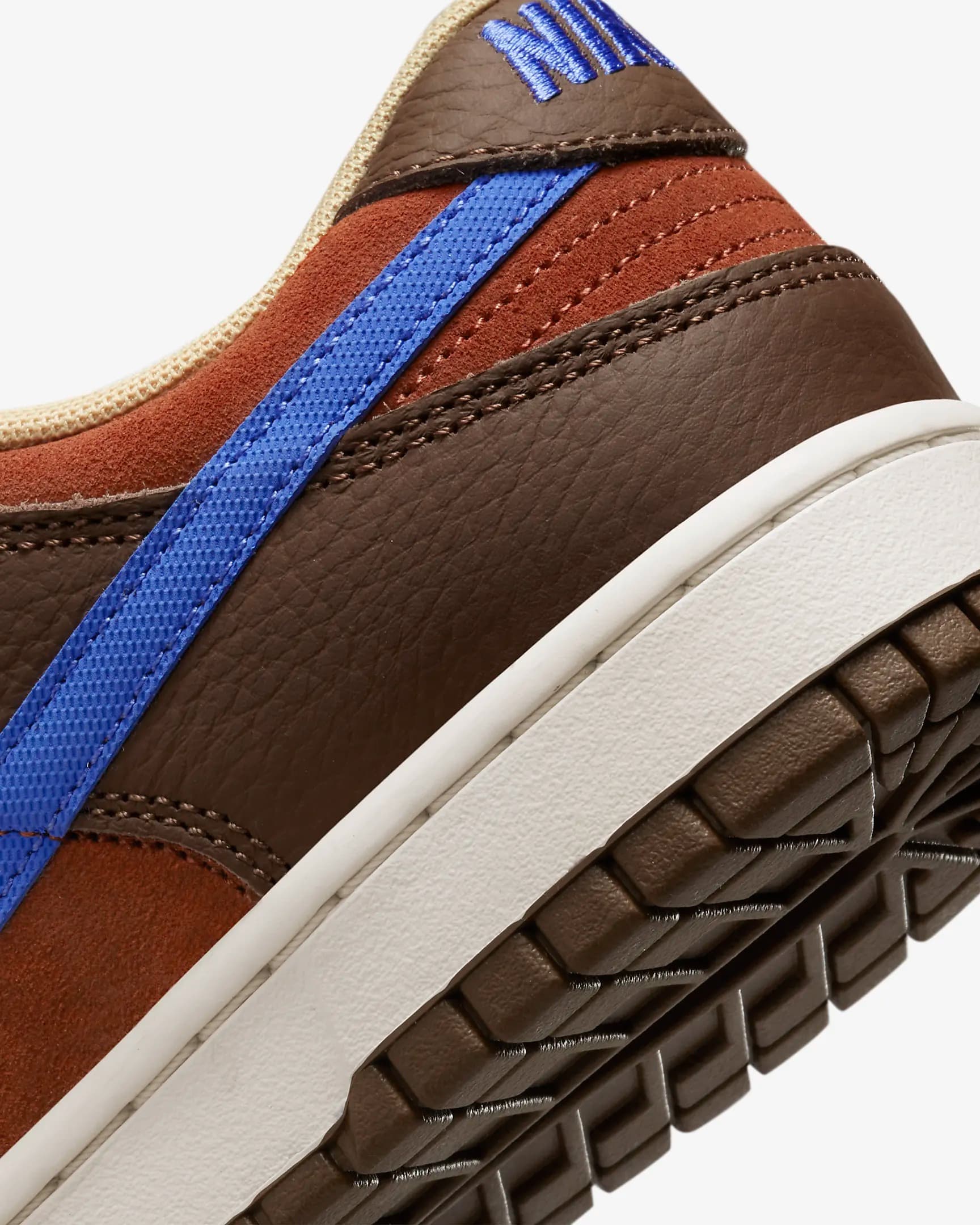 КЕДИ NIKE DUNK LOW RETRO PRM (DR9704-200)