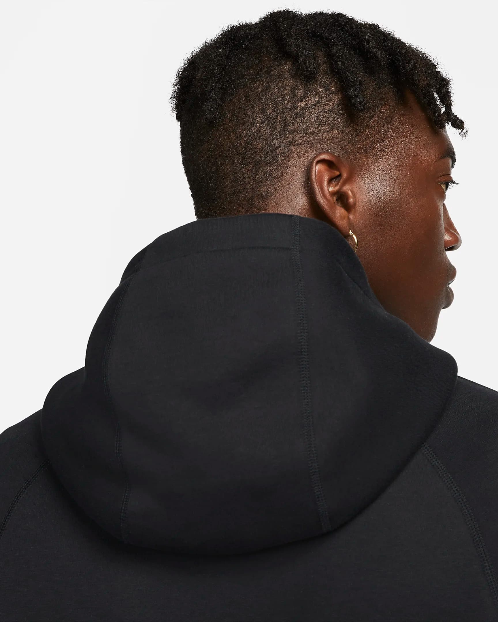 ТОЛСТОВКА NIKE M NK TCH PO HOODIE (FB8016-010)