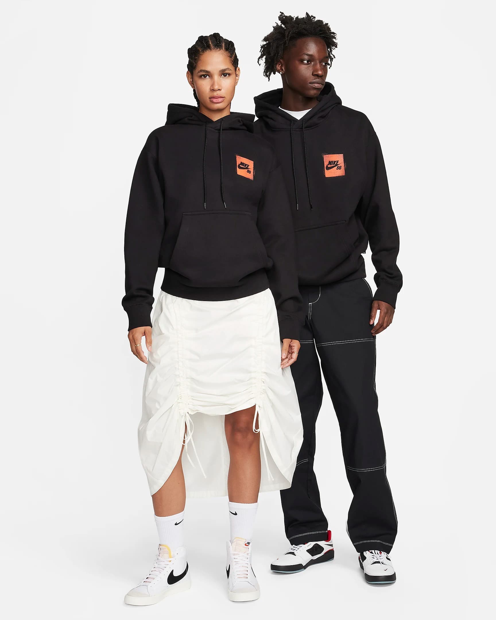SWEATSHIRT NIKE SB U NK FLC PO HD STENCIL (FQ2194-010)