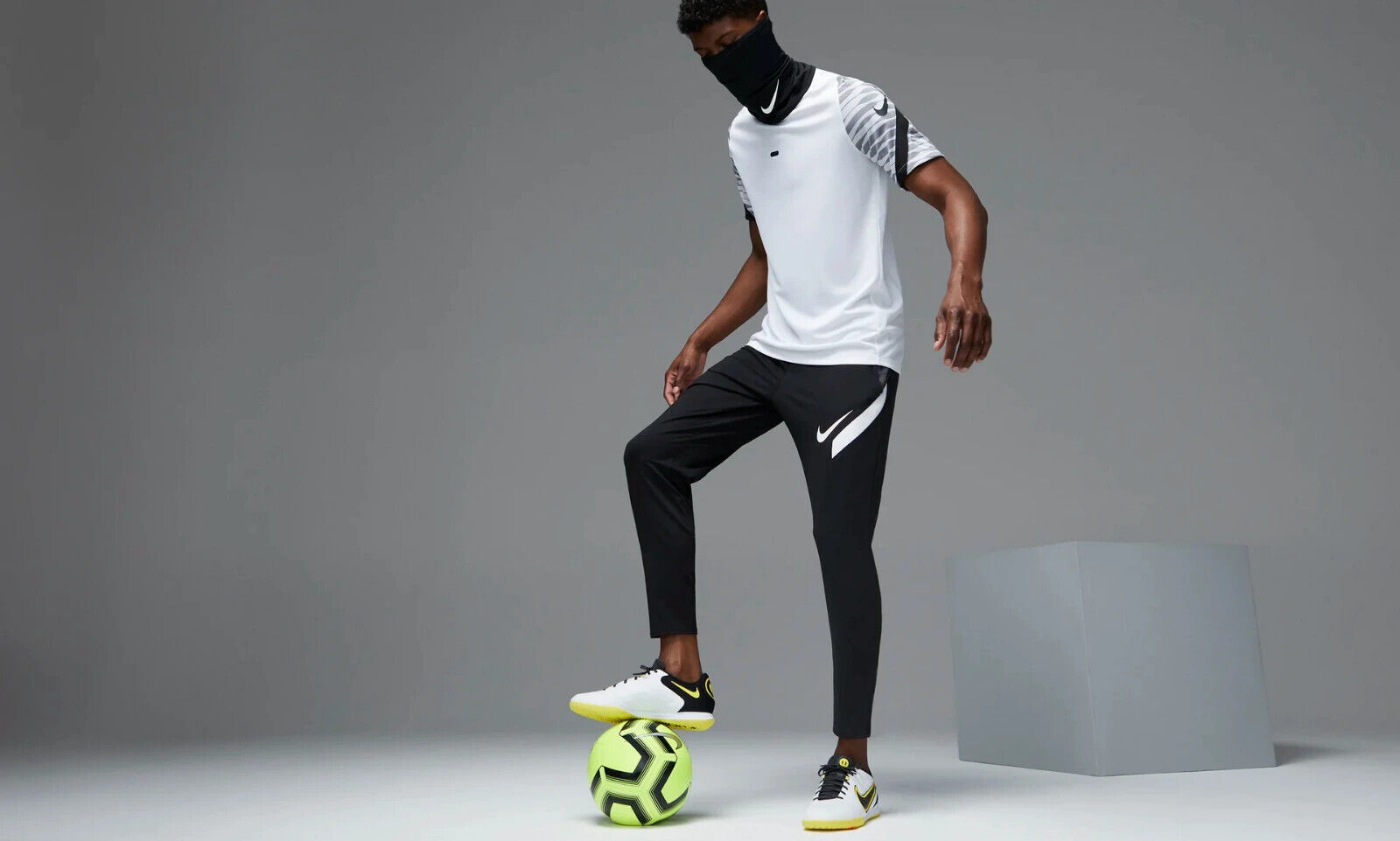 БАФ NIKE NK DF NECKWARMER WW (DC9161-011)