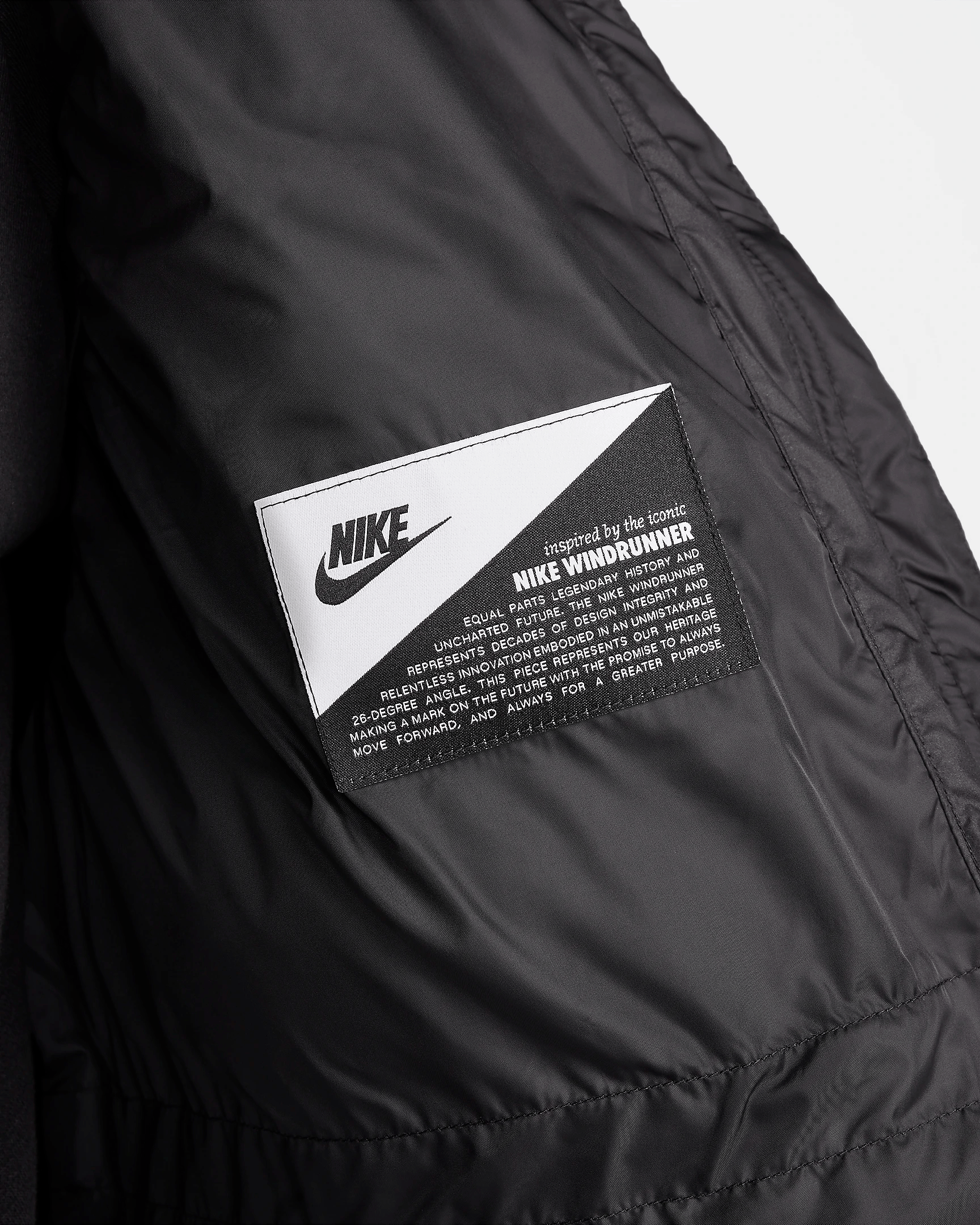 WMNS NIKE NSW ESSNTL EXDWN GS VEST (FB8794-010)