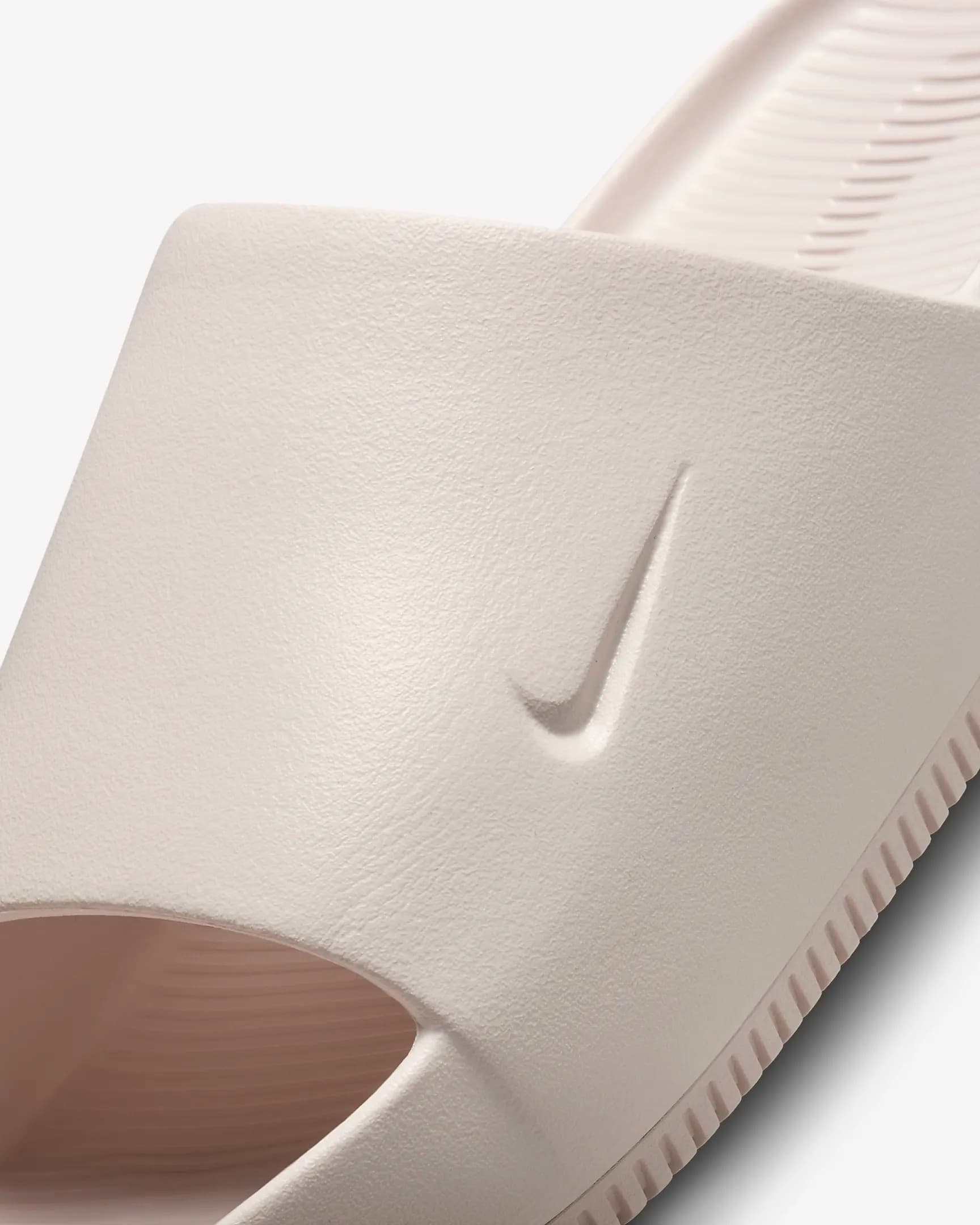 ШЛЁПАНЦЫ WMNS NIKE CALM SLIDE (DX4816-600)