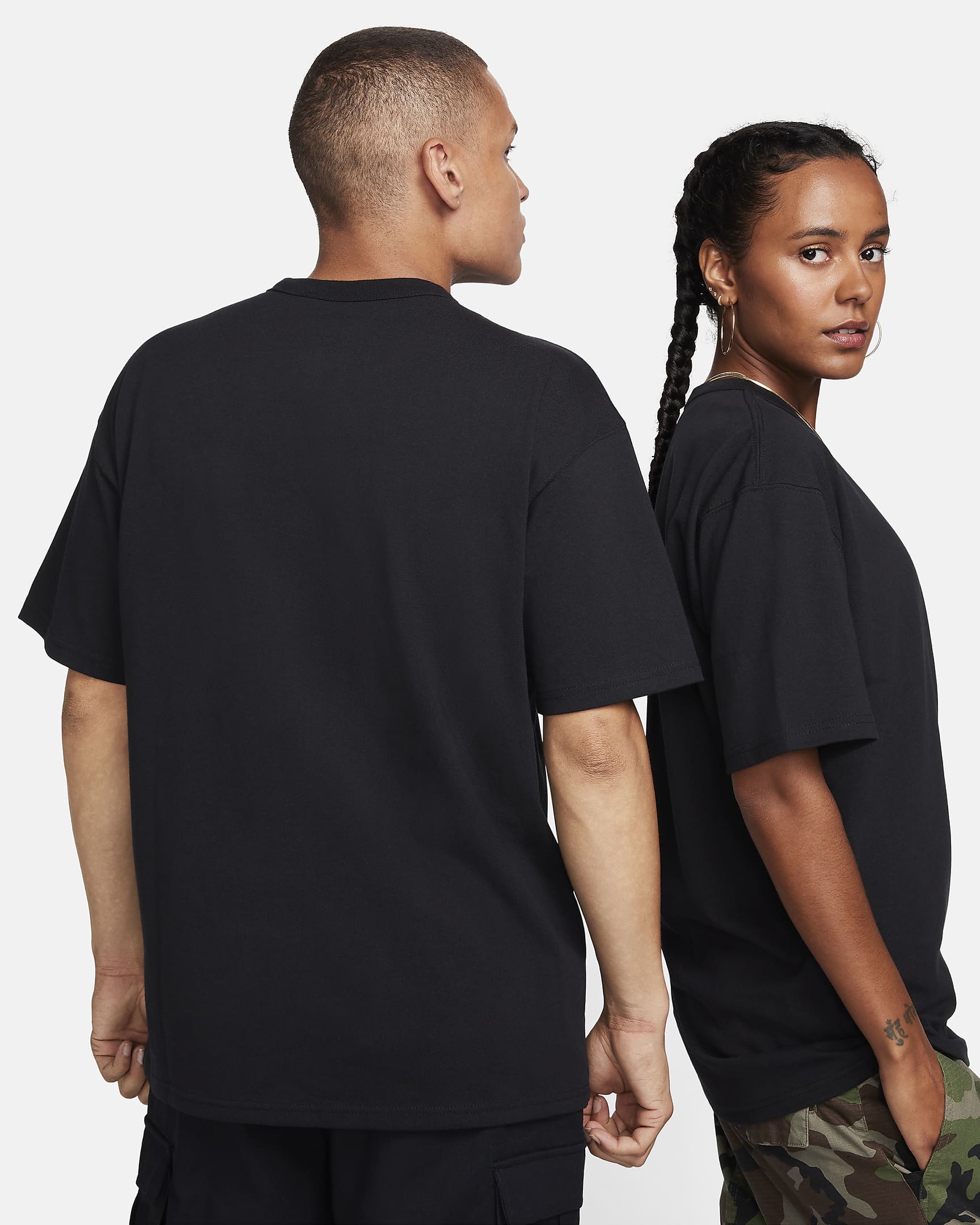 ФУТБОЛКА NIKE U NK SB TEE PE SUST (FJ1167-010)