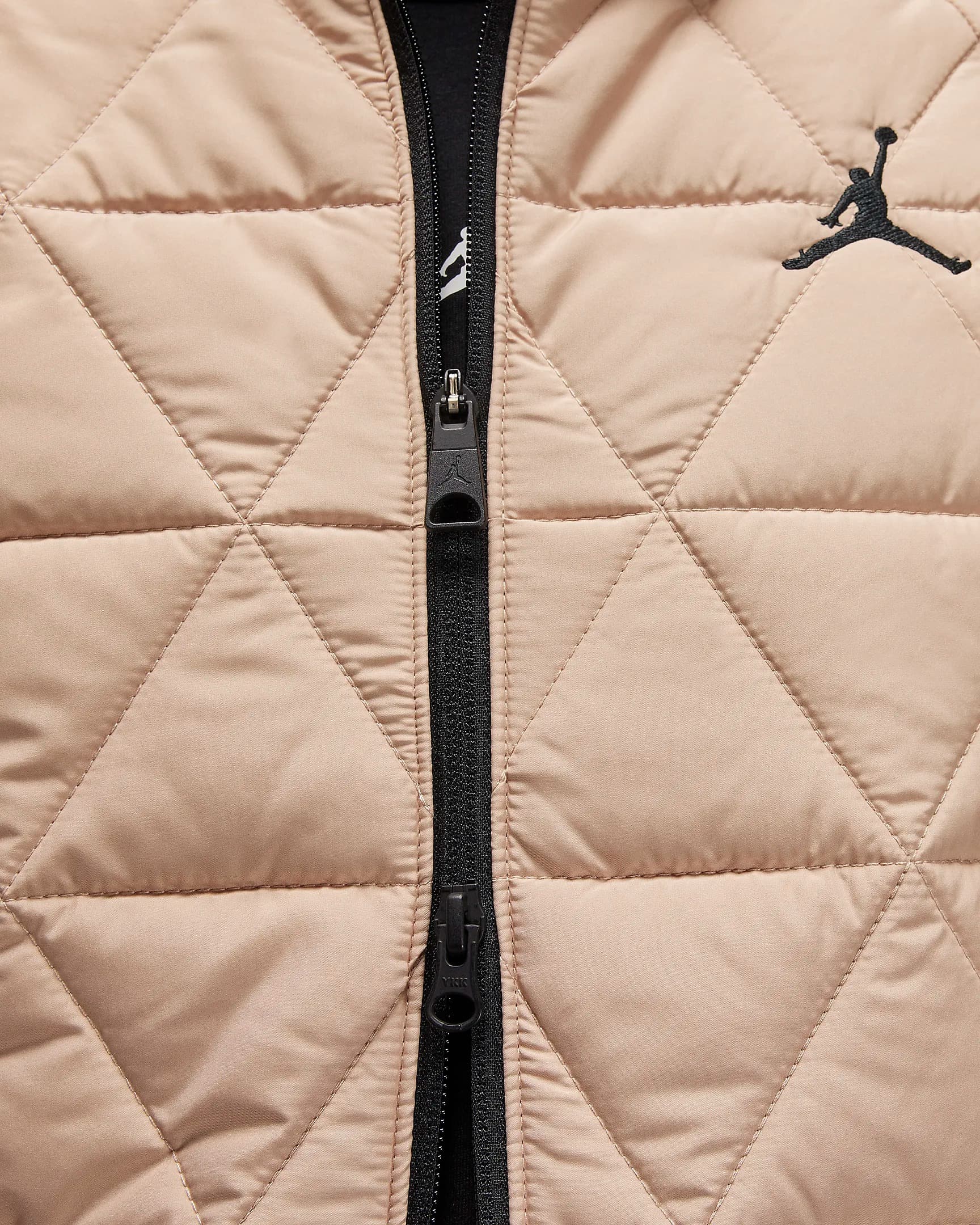 КУРТКА JORDAN M J TF SPRT STMT MDWT JKT (FD2637-244)