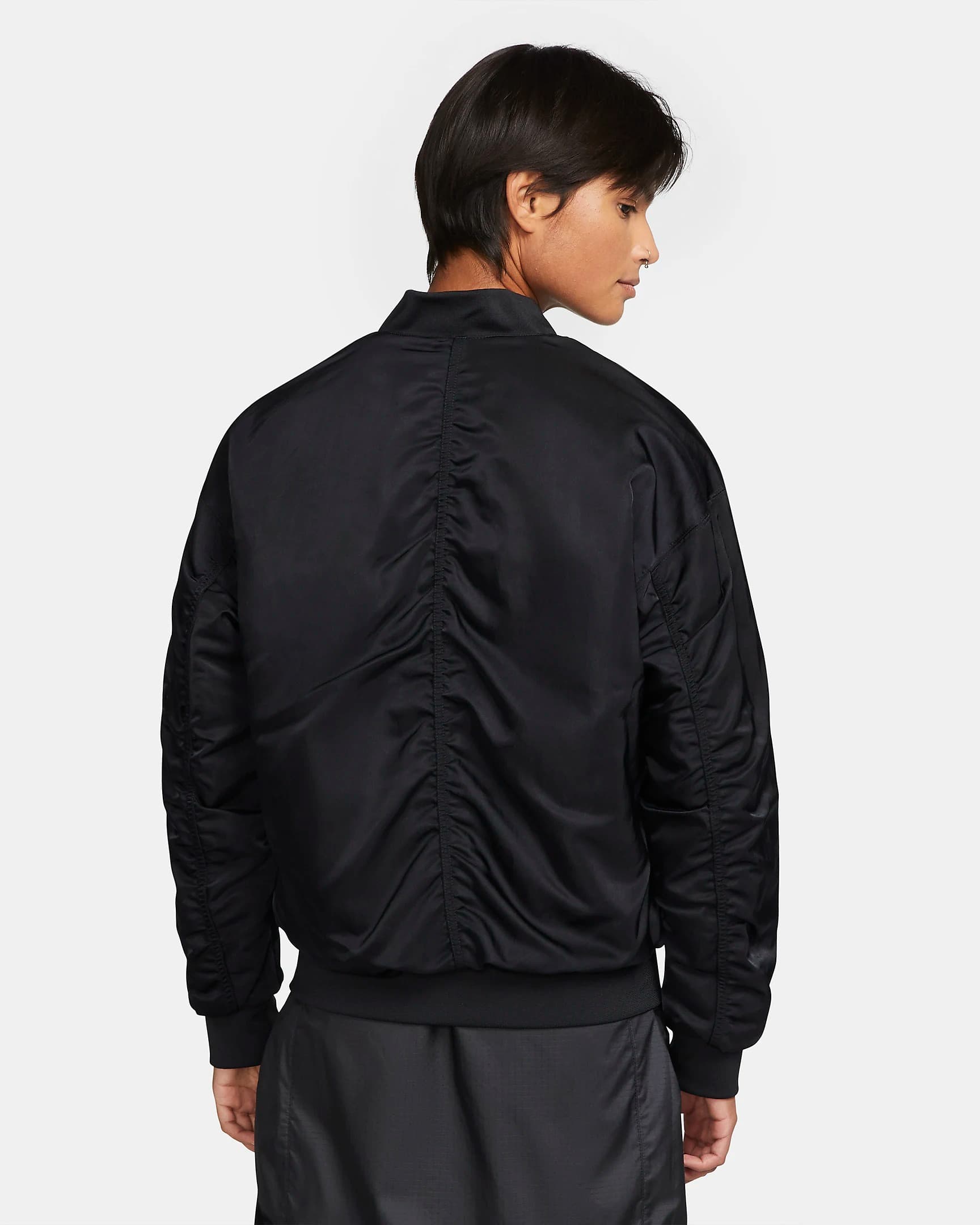 REVERSE BOMBER WMNS NIKE NSW VRSTY JKT (DV7876-010)