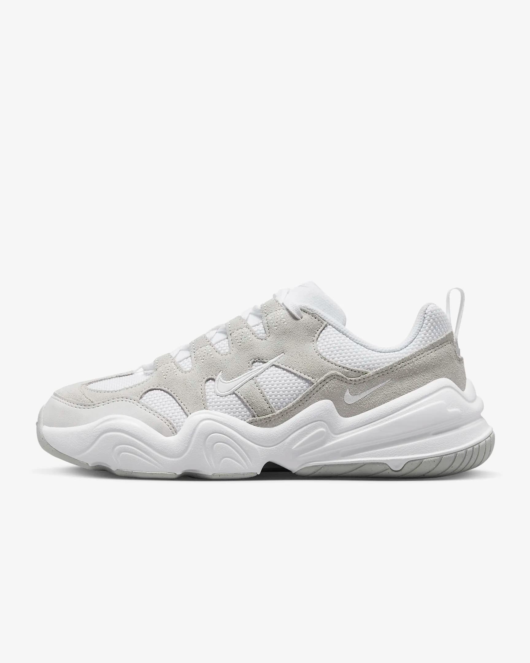 ЖІНОЧІ КРОСІВКИ NIKE TECH HERA (DR9761-100)