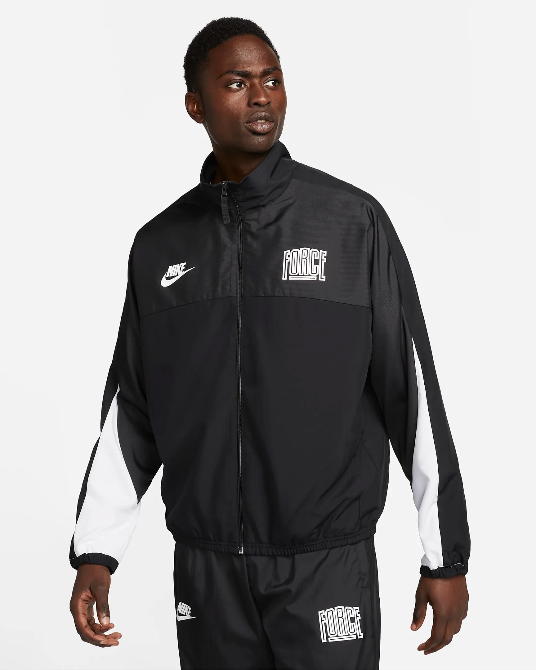 ВІТРОВКА NIKE M NK STR TFV WVN JKT (FB6980-010)