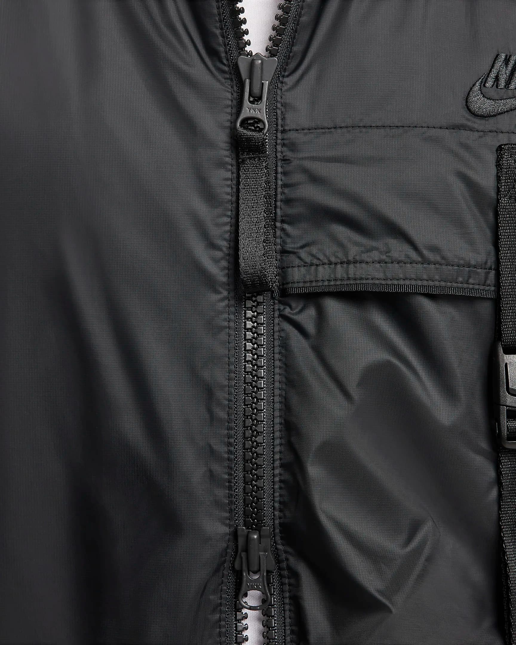 ВЕТРОВКА NIKE M NK TCH WVN N24 LND PKBL JKT (FB7903-010)