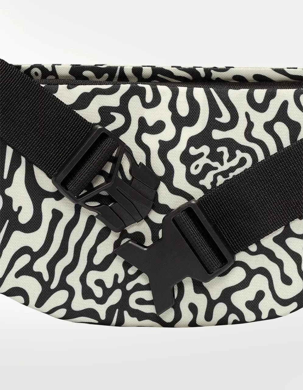 СУМКА НА ПОЯС NIKE HRITG WSTPCK HMN CRFT (FN0891-010)