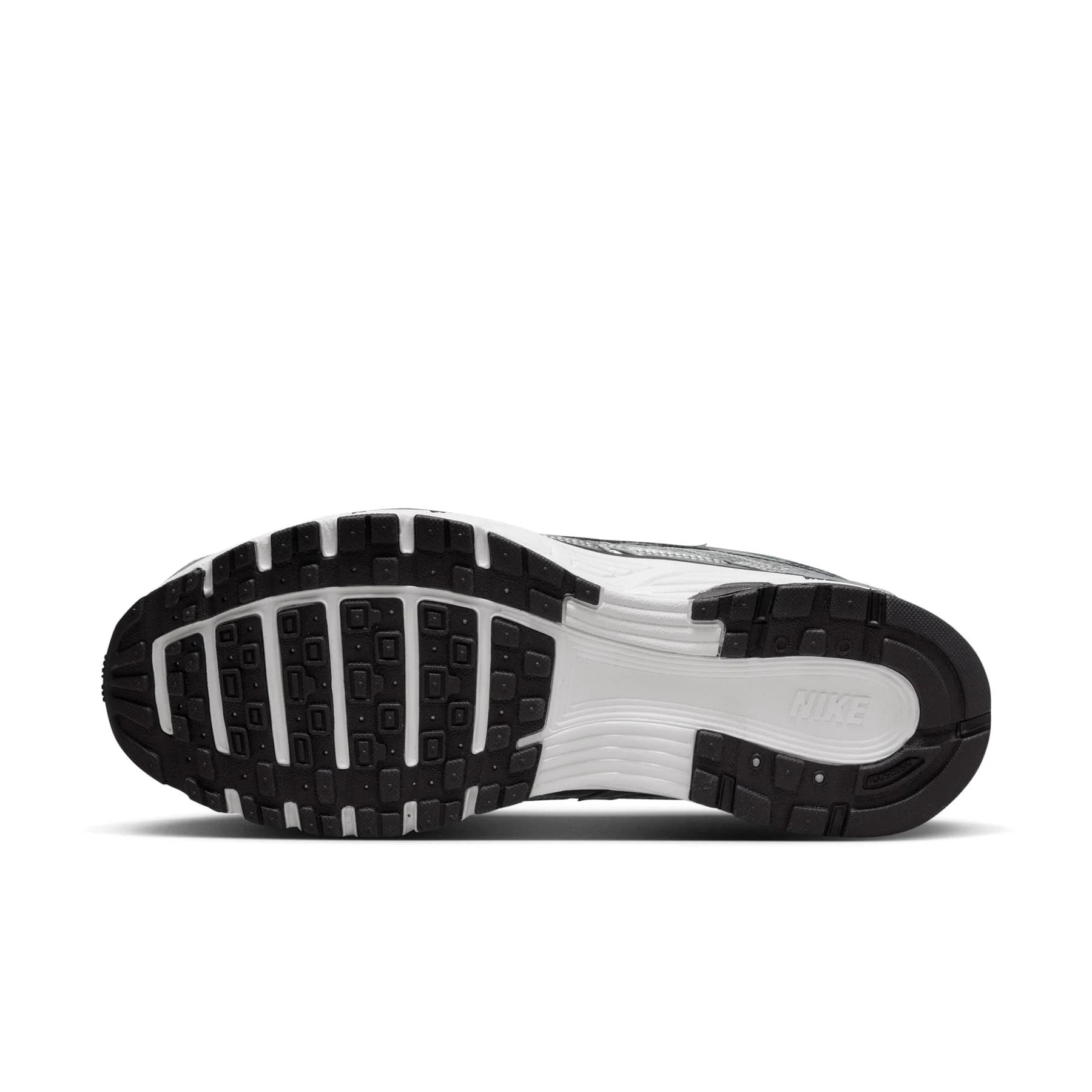 МУЖСКИЕ КРОССОВКИ NIKE P-6000 (CN0149-001)