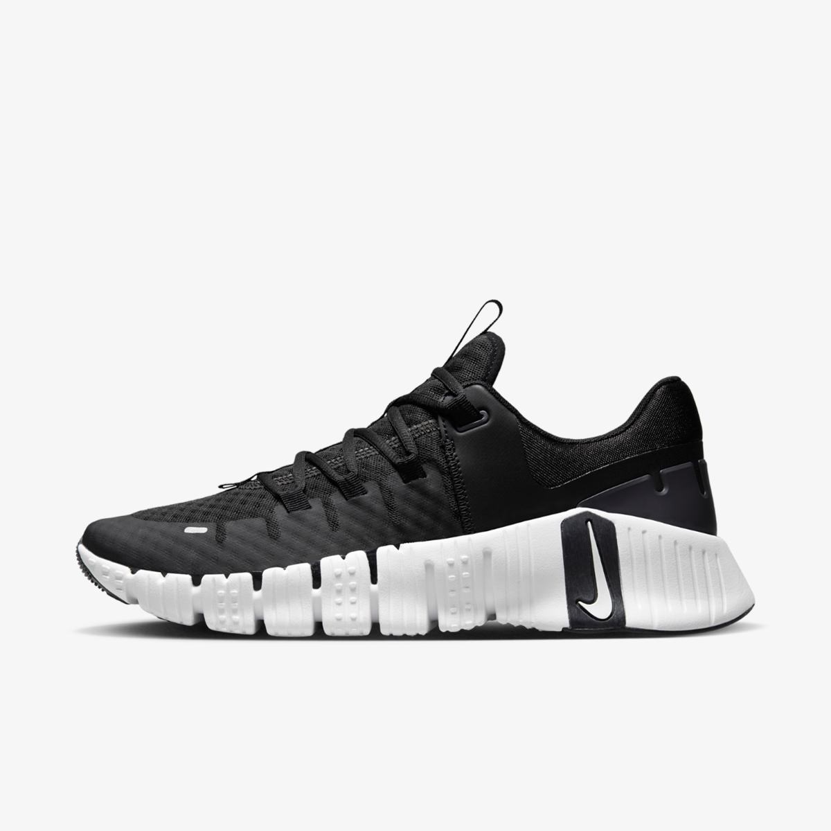 ЧОЛОВІЧІ КРОСІВКИ NIKE FREE METCON 5 (DV3949-001)