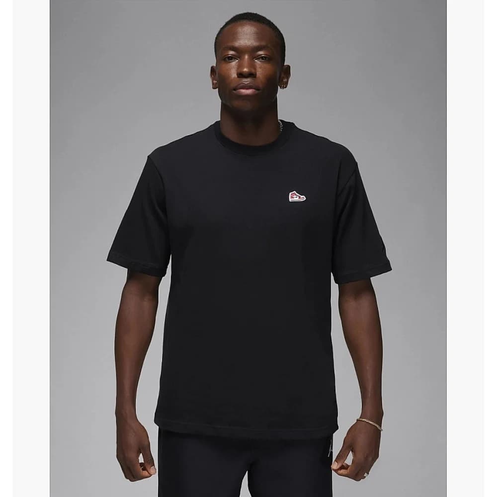 ЧОЛОВІЧА ФУТБОЛКА JORDAN BRAND SNKR PTCH SS CREW (FN5982-010)