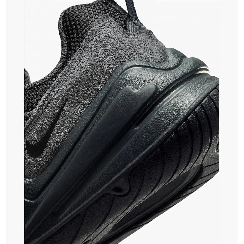 ЧОЛОВІЧІ КРОСІВКИ NIKE TECH HERA (FJ9532-001) | BIG KROSS