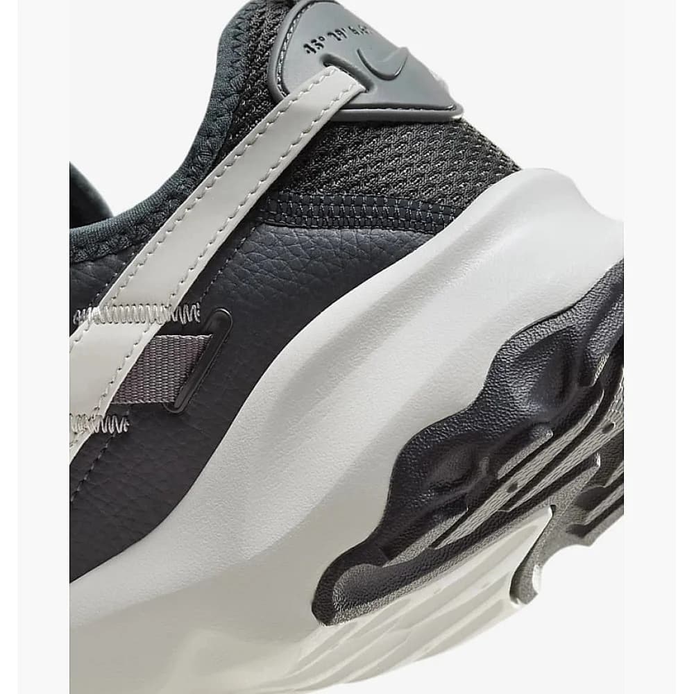 WOMEN'S SNEAKERS NIKE TC 7900 (DD9682-001)