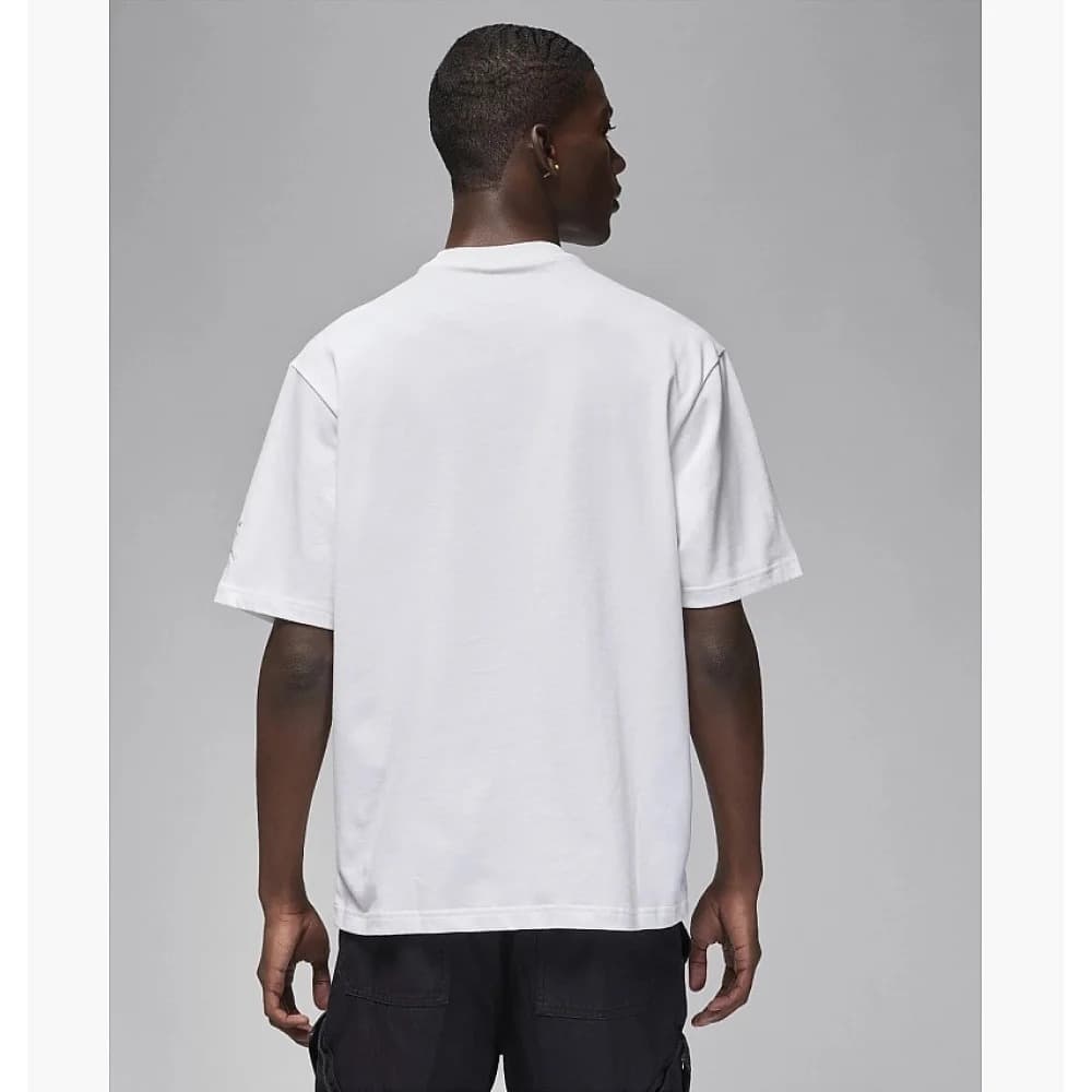 ЧОЛОВІЧА ФУТБОЛКА JORDAN BRAND SNKR PTCH SS CREW (FN5982-100)
