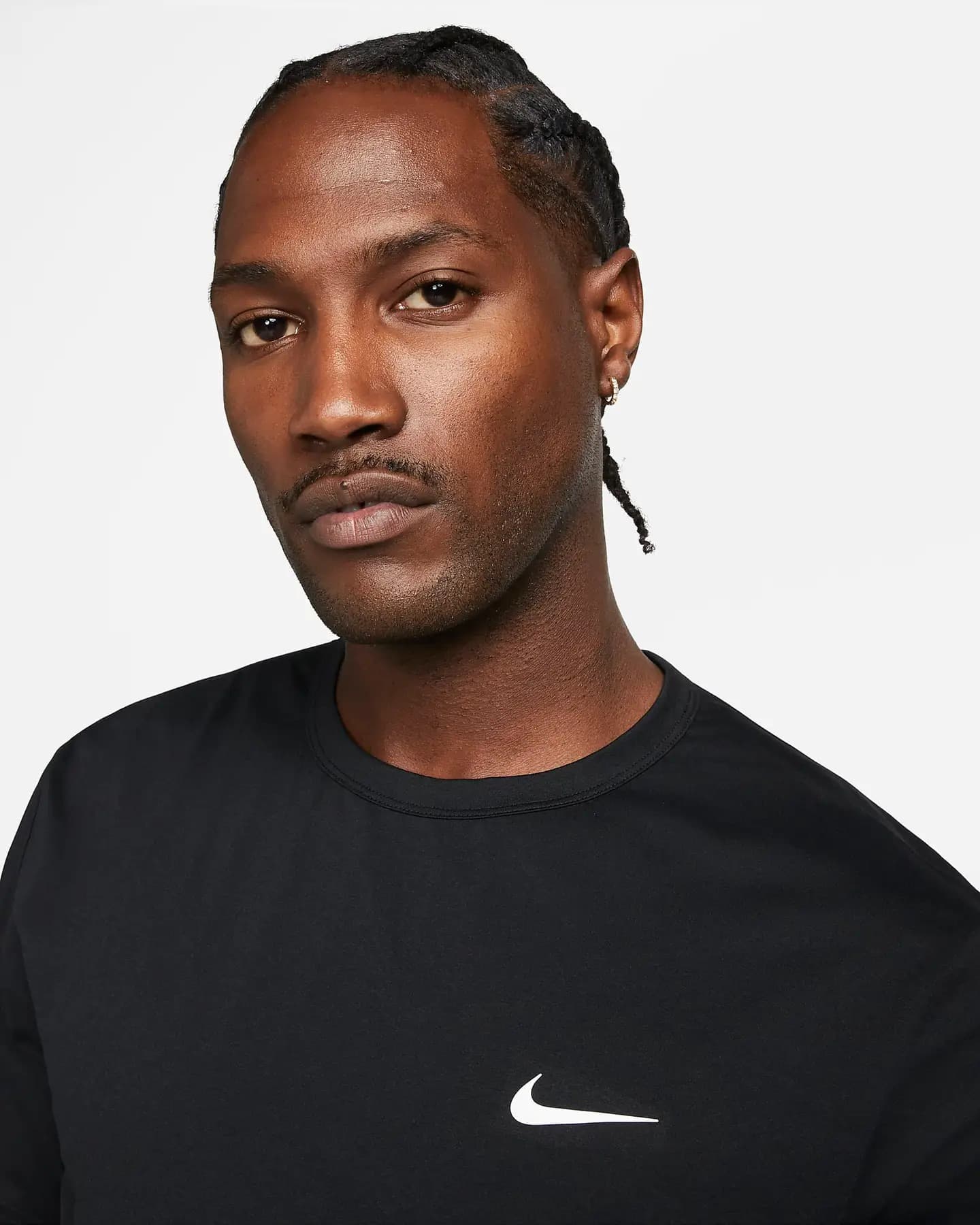 МУЖСКАЯ ФУТБОЛКА NIKE DF UV HYVERSE SS (DV9839-010)