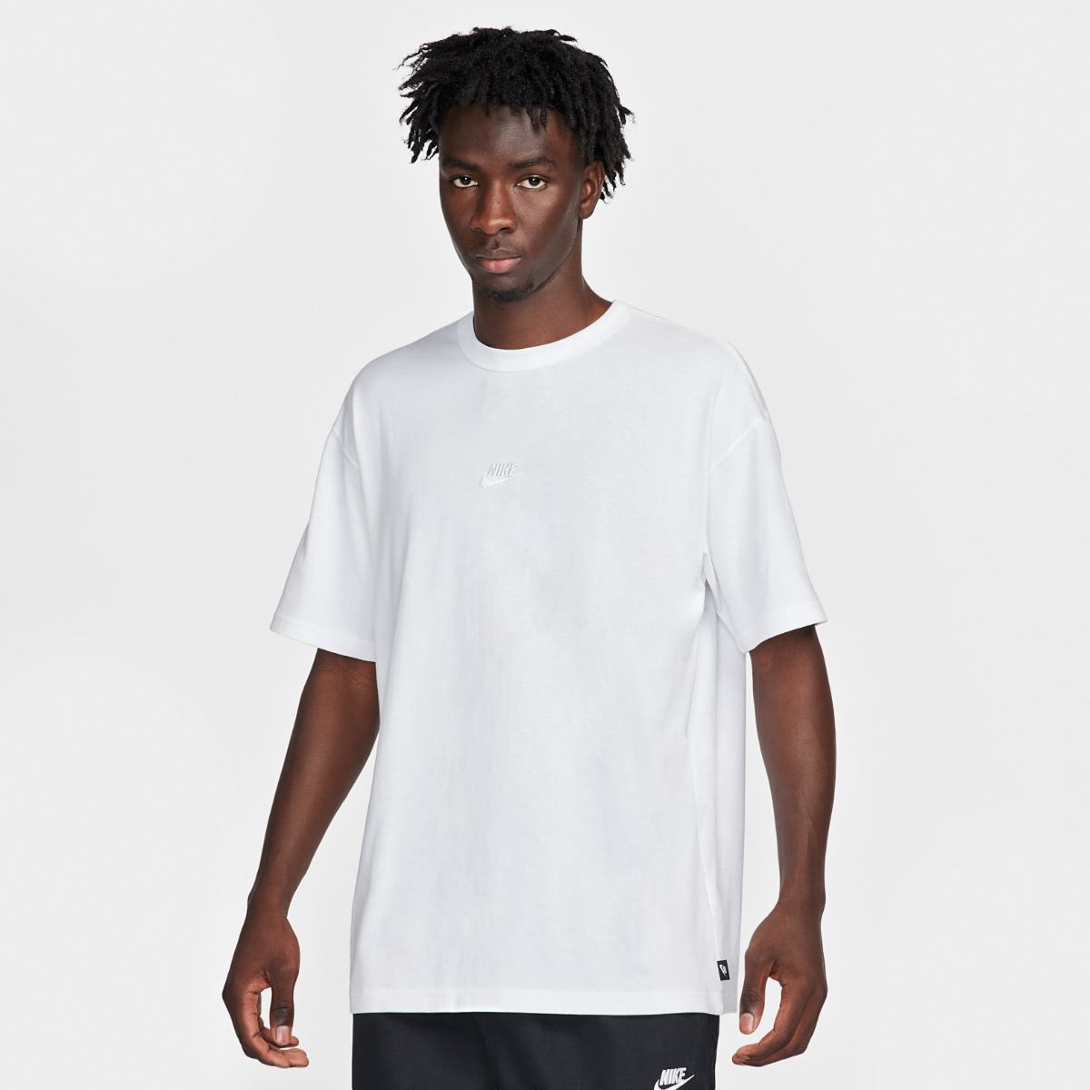 ЧОЛОВІЧА ФУТБОЛКА NIKE M NSW PREM ESSNTL SUST TEE (DO7392-101)