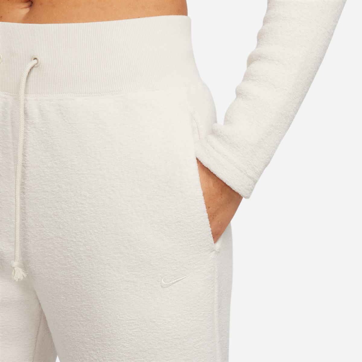 WOMEN'S NIKE NSW PHNX PLSH HR PZNT WIDE PANTS (FN3622-104)