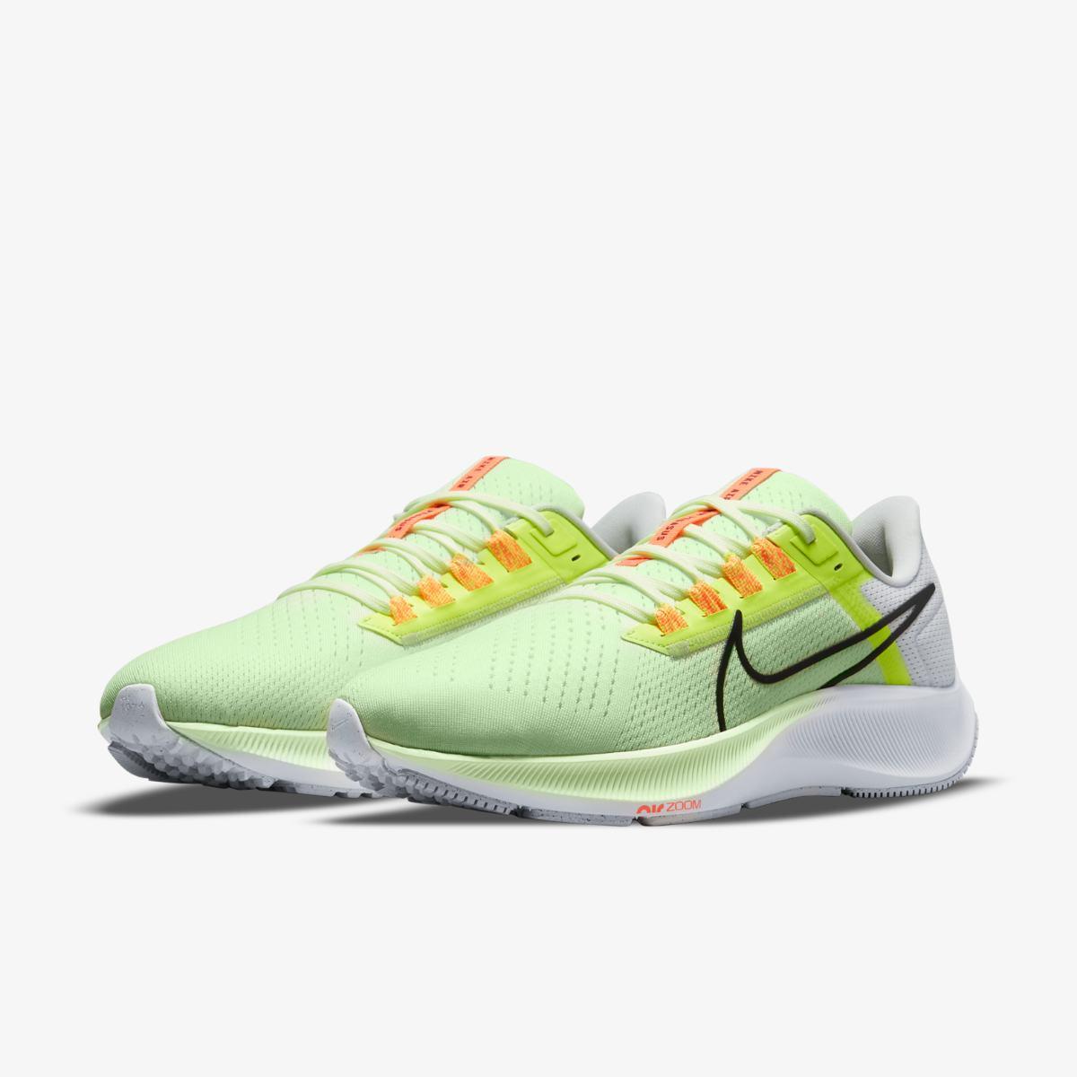 ЧОЛОВІЧІ КРОСІВКИ NIKE AIR ZOOM PEGASUS 38 (CW7356-700)