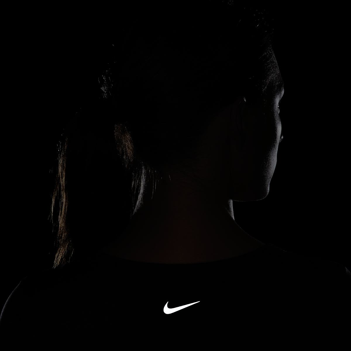 WOMEN'S NIKE ONE FITTED DF SS TOP T-SHIRT (FN2804-010)