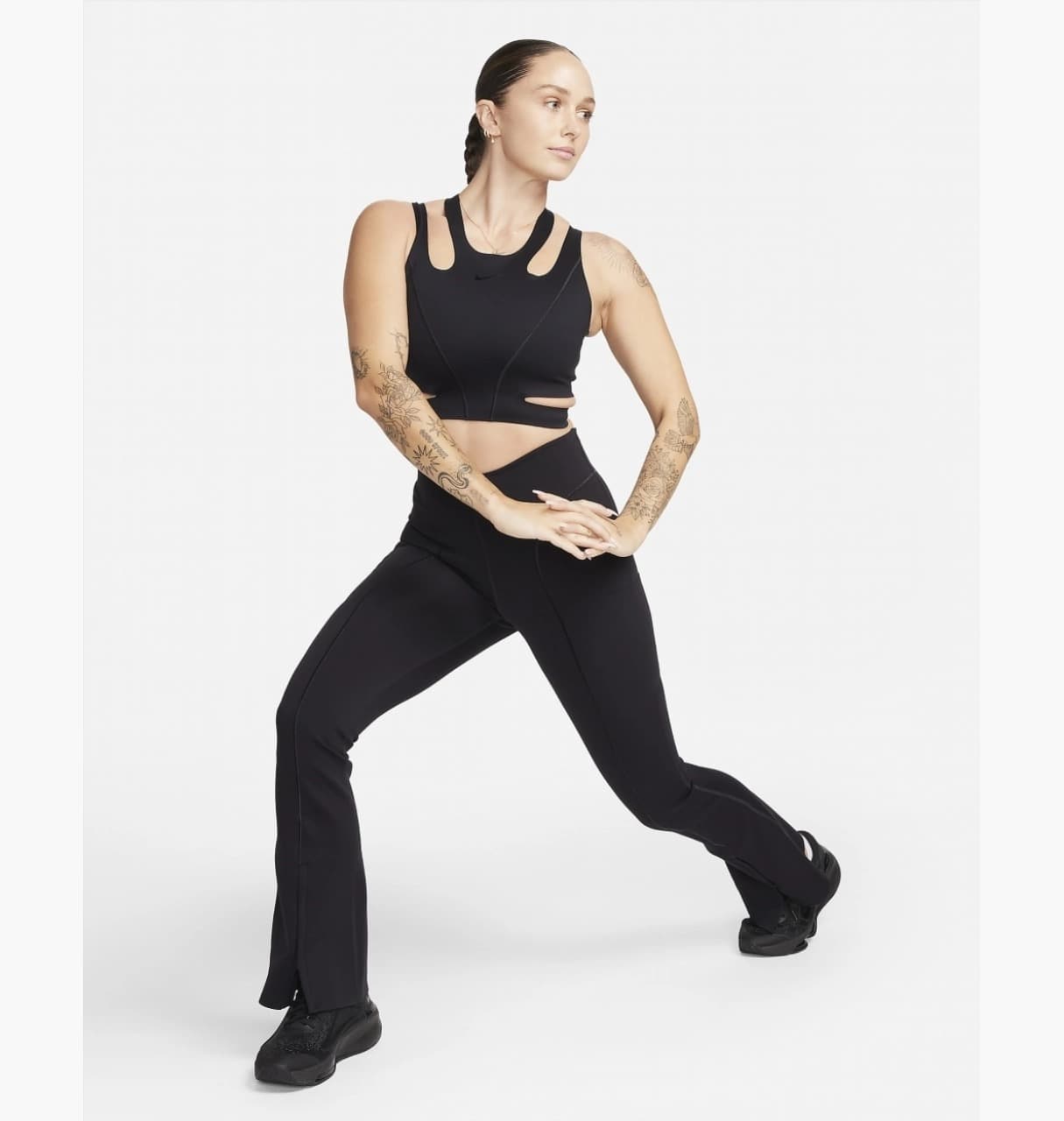 WOMEN'S SPORTS TOP NIKE FM DF BRA 24 (FQ2640-010)