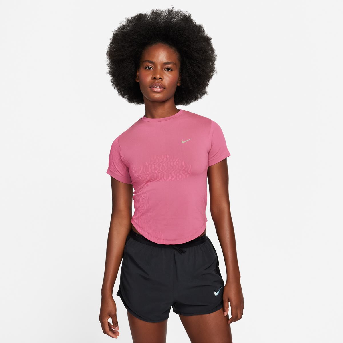 ЖІНОЧА ФУТБОЛКА NIKE RN DVN DFADV ENG SS TP (FN2581-605)