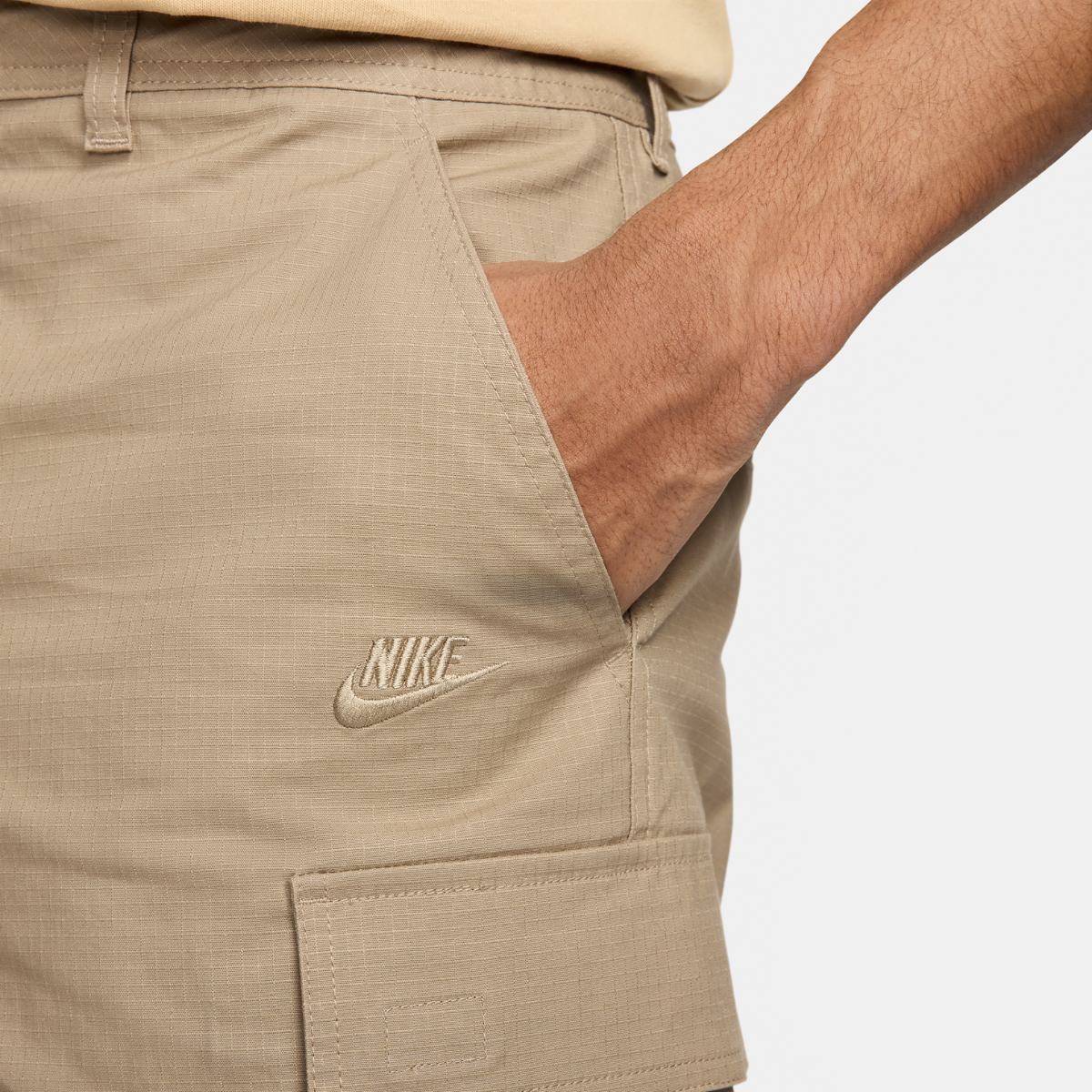 МУЖСКИЕ ШОРТЫ NIKE CLUB WVN CARGO SHORT (FN3517-247)