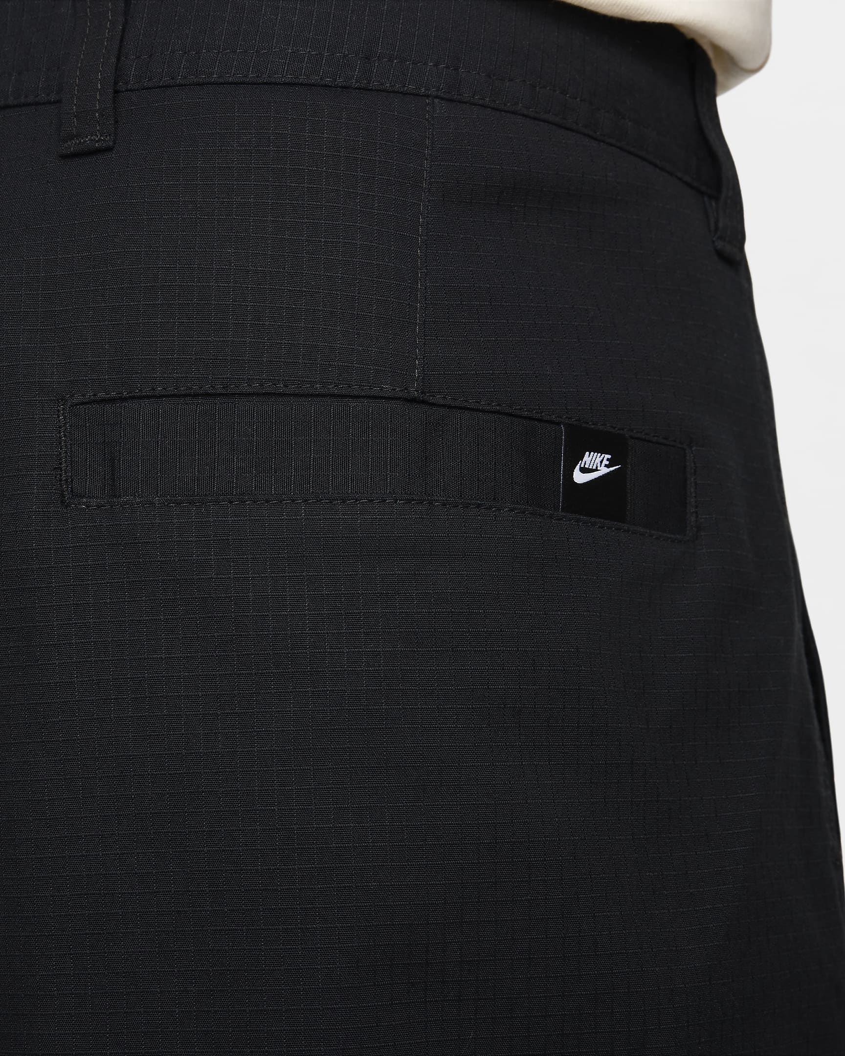 МУЖСКИЕ ШОРТЫ NIKE CLUB WVN CARGO SHORT (FN3517-010)