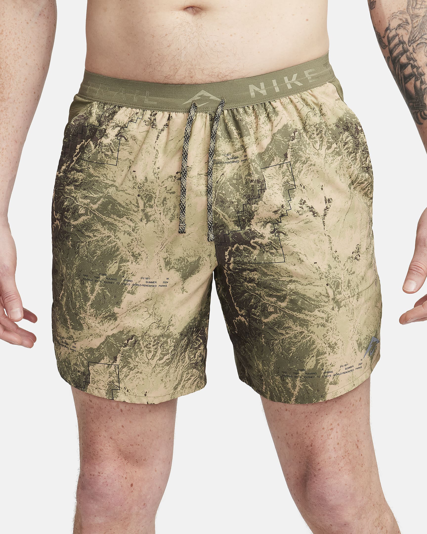 МУЖСКИЕ ШОРТЫ NIKE TRAIL DF STRIDE 7BF SHORT AOP (FN3314-222)