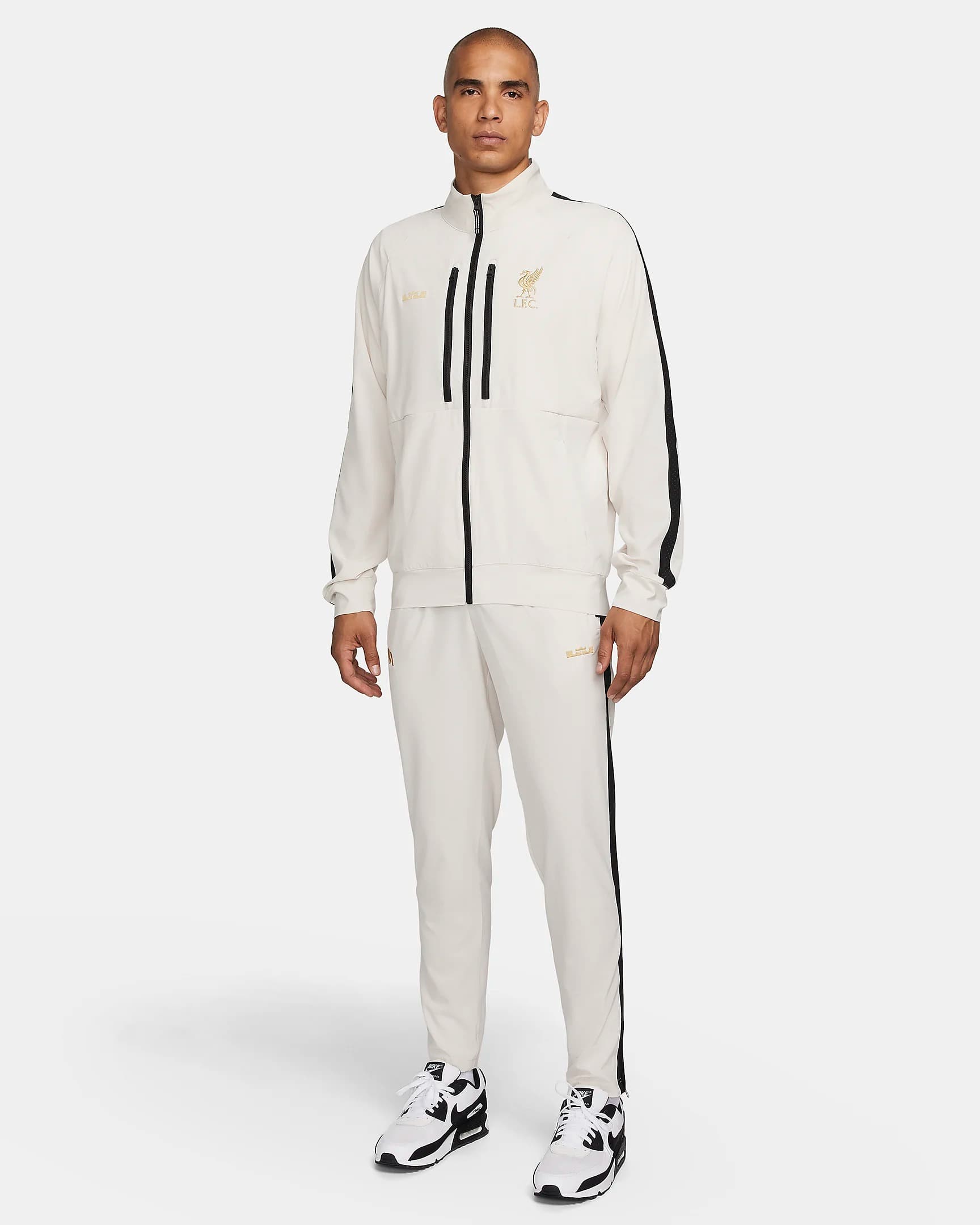 МУЖСКОЙ СПОРТИВНЫЙ КОСТЮМ NIKE LJ LFC DF TRKSUIT (FN7132-104)