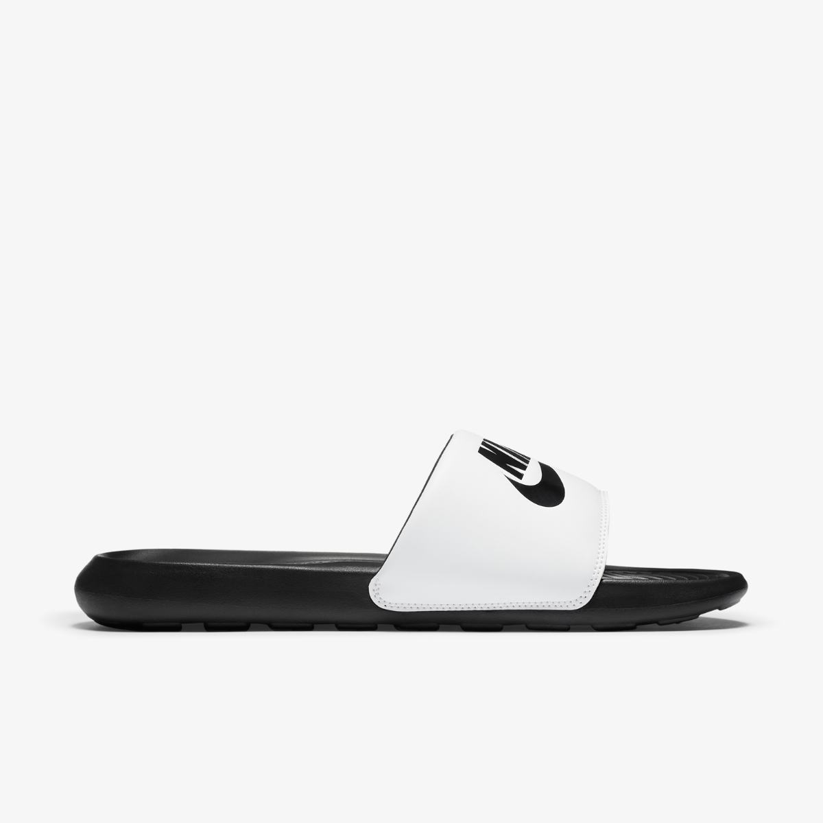 ШЛЁПАНЦЫ NIKE VICTORI ONE SLIDE (CN9675-005)