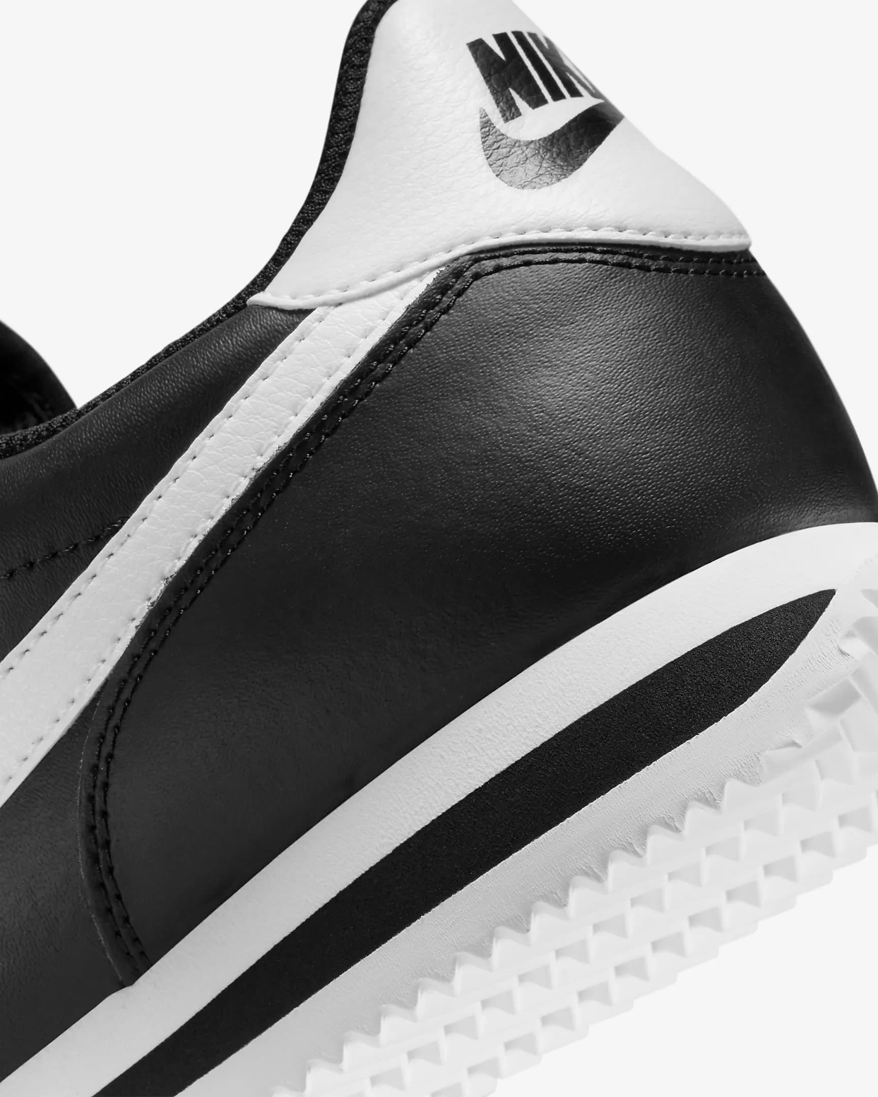 МУЖСКИЕ КРОССОВКИ NIKE CORTEZ (DM4044-001)