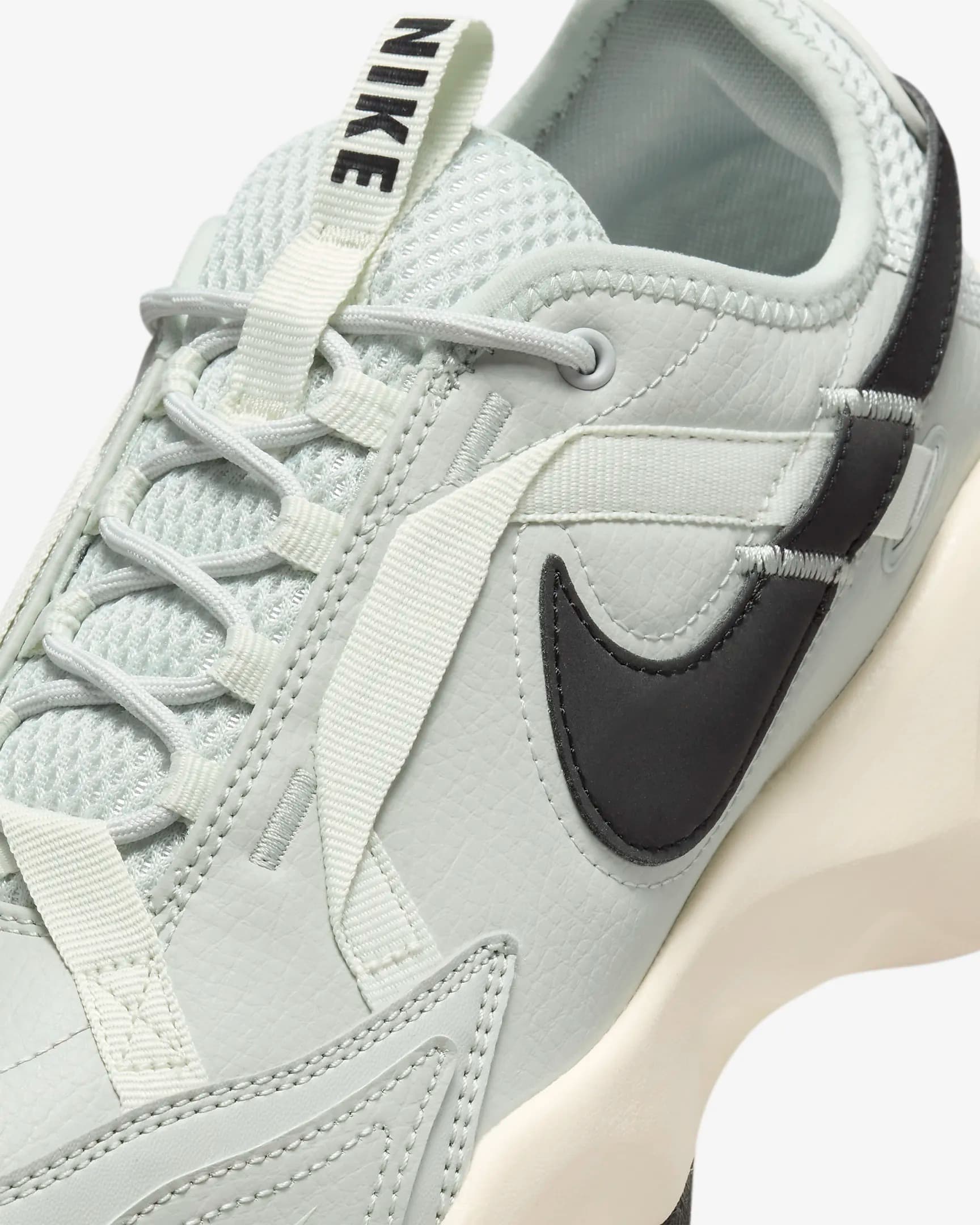 WOMEN'S SNEAKERS NIKE TC 7900 (DD9682-004)
