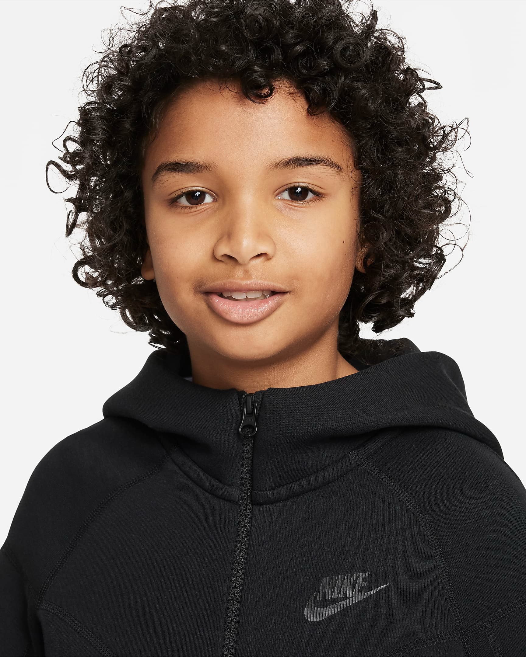 NIKE B NSW TECH FLC FZ TEEN SWEATSHIRT (FD3285-010)