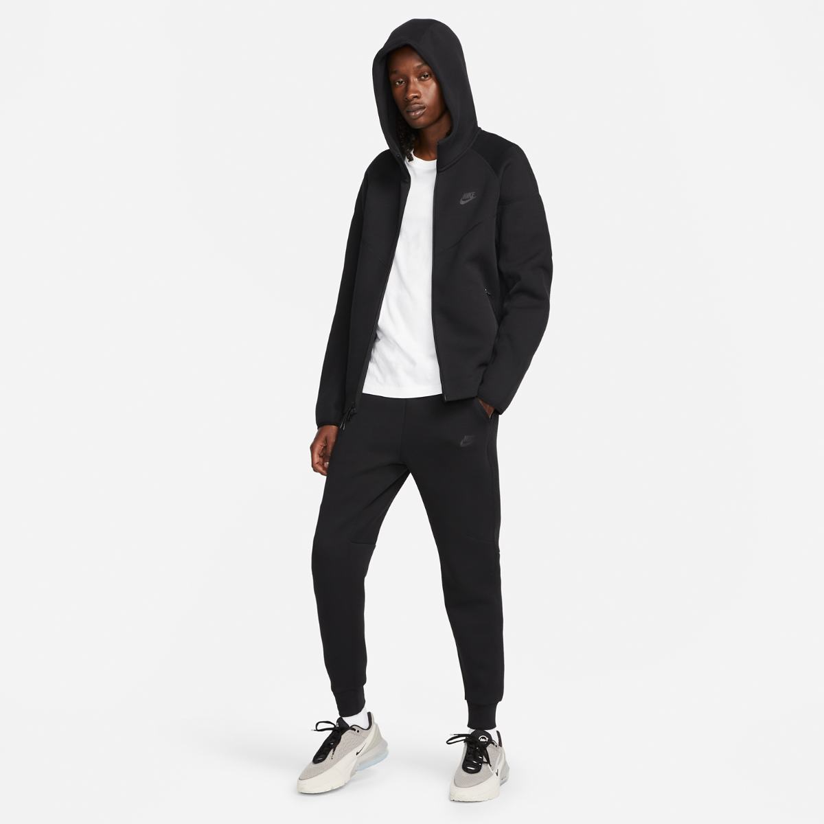 МУЖСКАЯ ТОЛСТОВКА NIKE M NK TCH FLC FZ WR HOODIE (FB7921-010)
