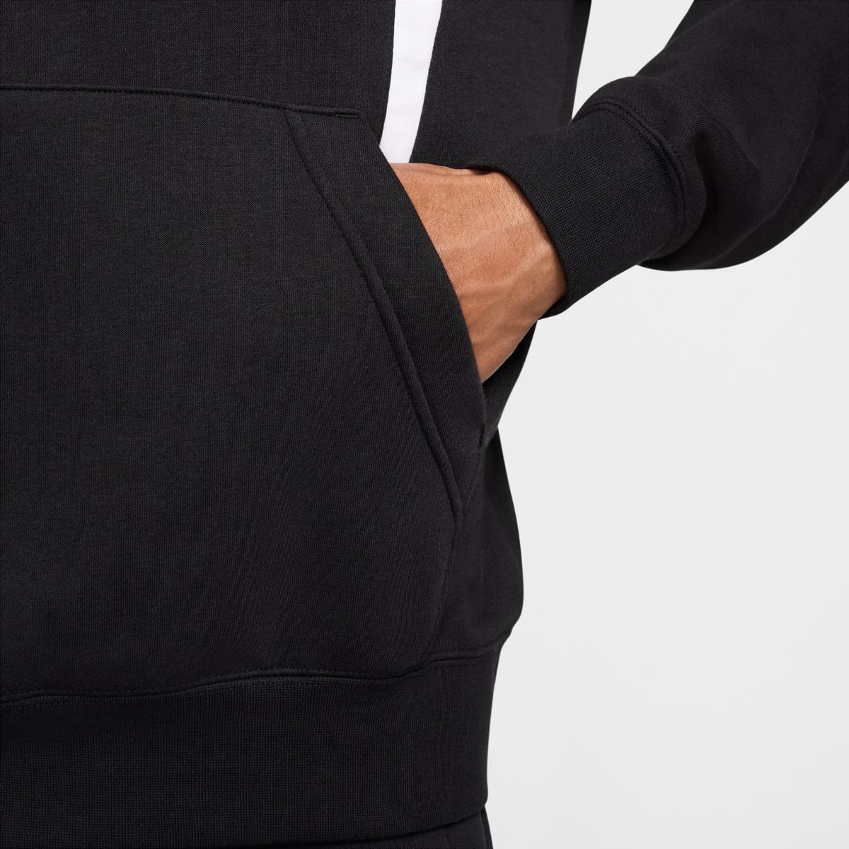 МУЖСКАЯ ТОЛСТОВКА NIKE M NSW SW AIR PO HOODY FLC BB (HM0175-010)