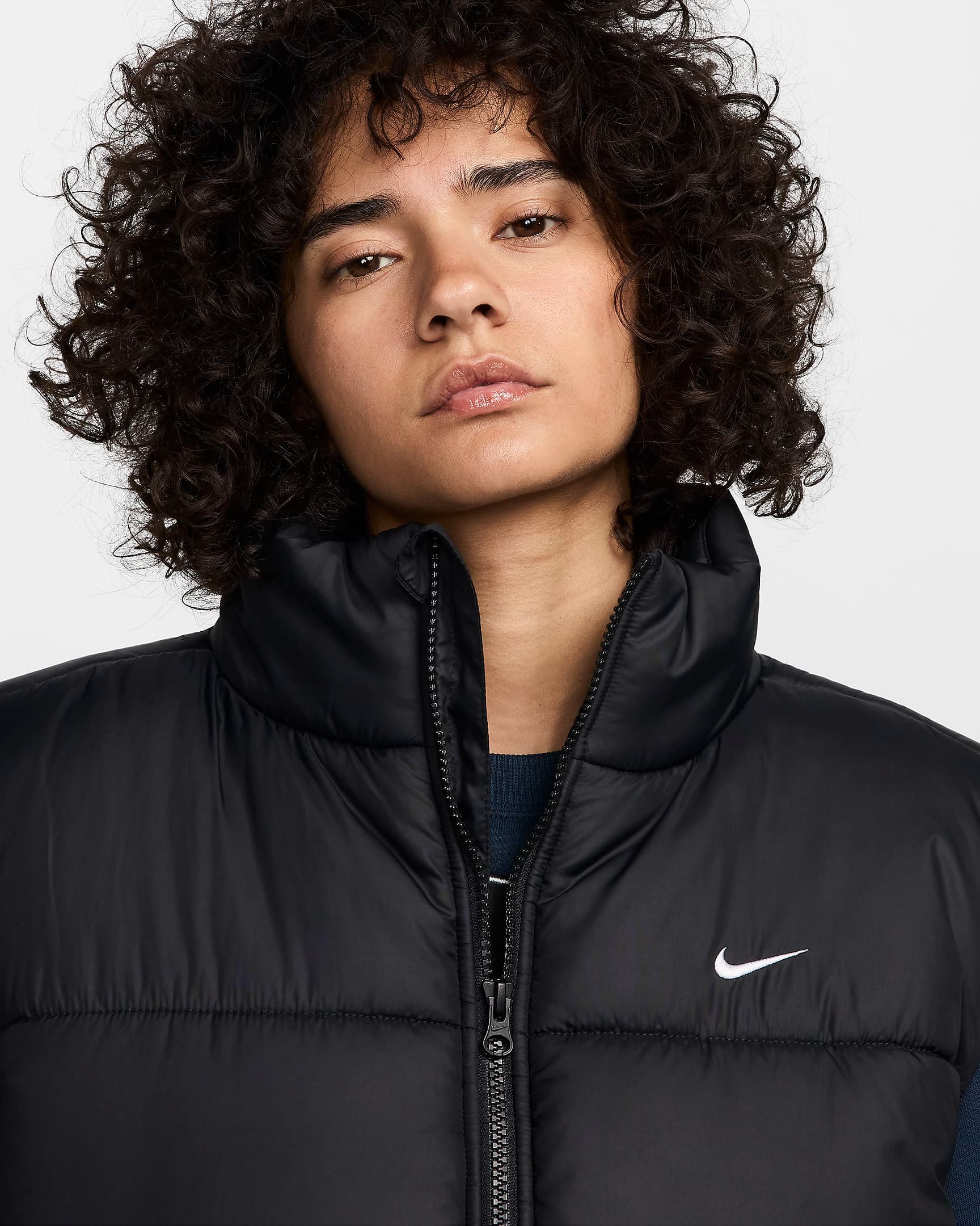 WOMEN'S VEST NIKE NSW TF SYNFL NK CLSC VEST (FZ5922-010)