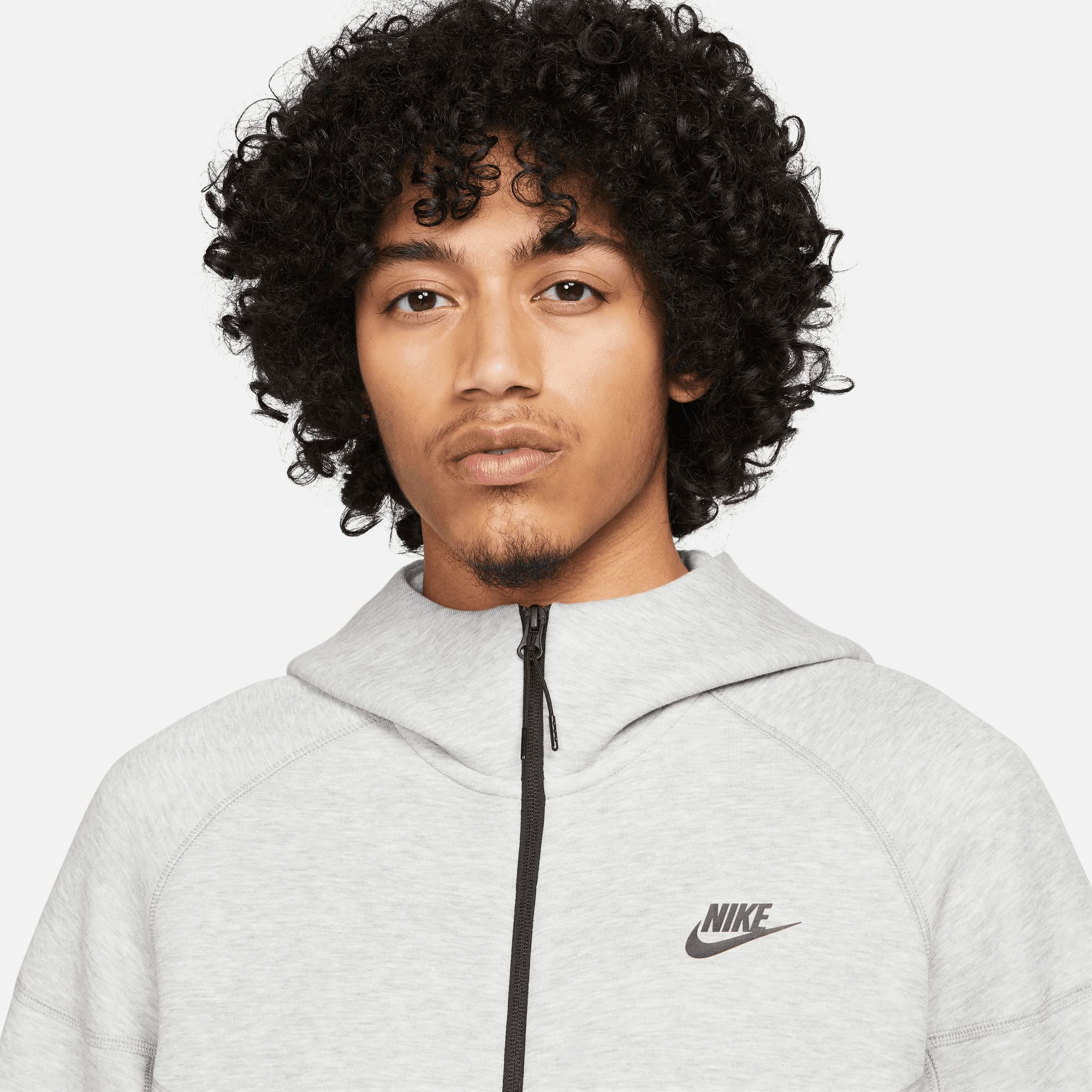 МУЖСКАЯ ТОЛСТОВКА NIKE M NK TCH FLC FZ WR HOODIE (FB7921-063)