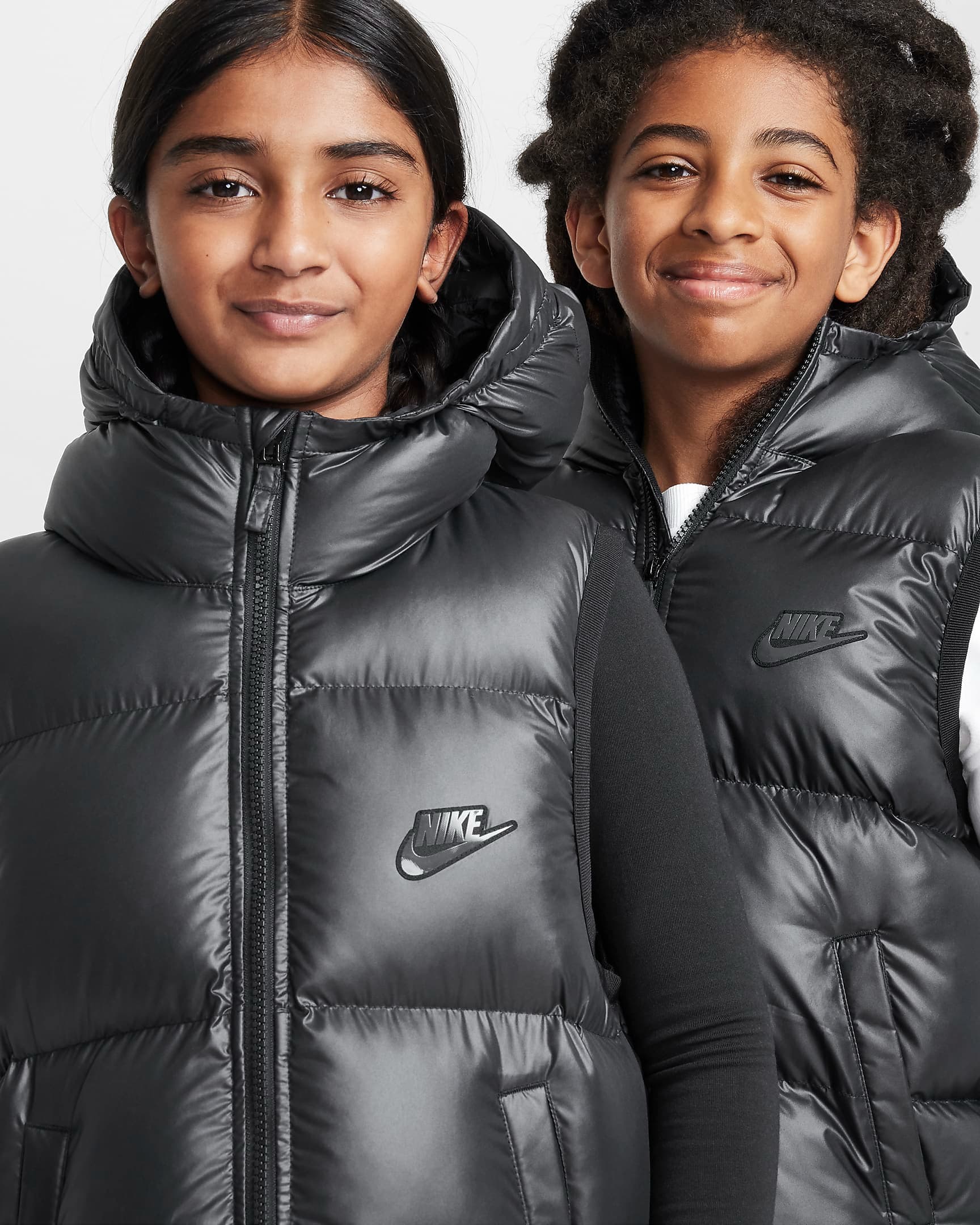 TEENAGE VEST NIKE NSW TF RPL HGH SYNFL VEST UL (FD2844-011)