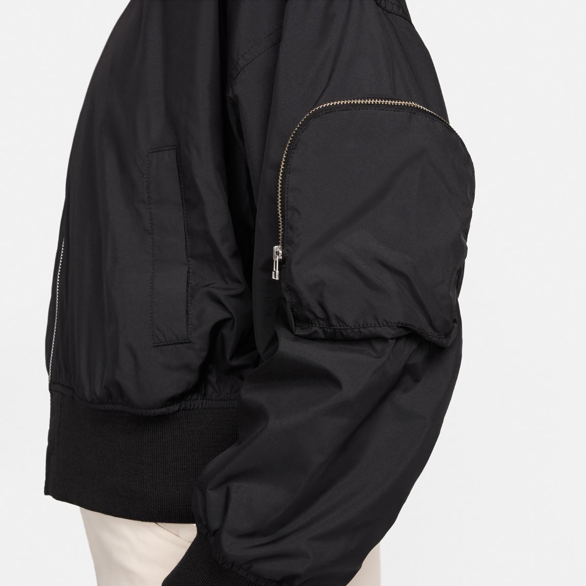 WOMEN'S BOMBER NIKE NSW ESSNTL OS BOMBER (FN2839-010)