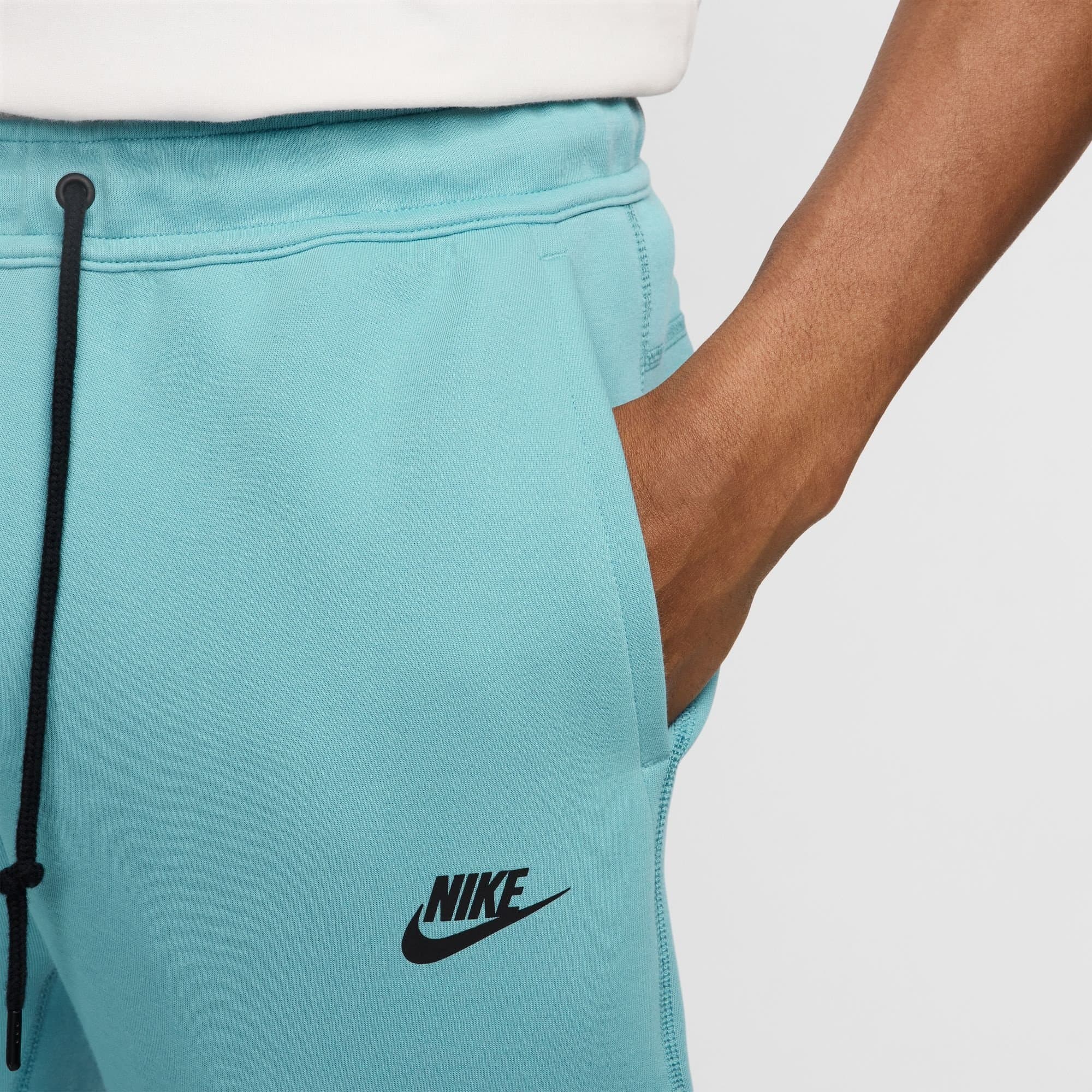 МУЖСКИЕ ШТАНЫ NIKE TCH FLC JGGR (FB8002-464)