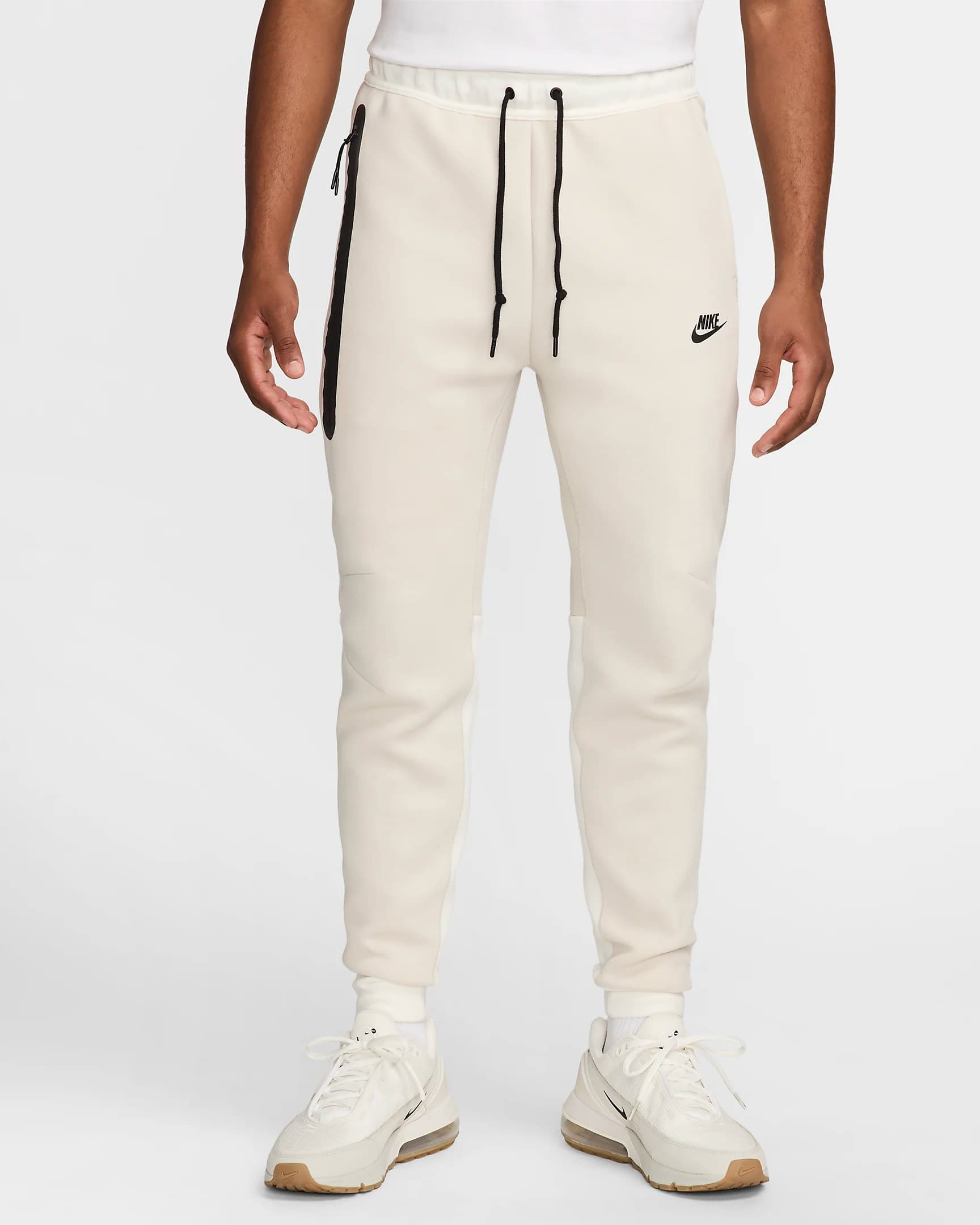 МУЖСКИЕ ШТАНЫ NIKE TCH FLC JGGR (FB8002-104)
