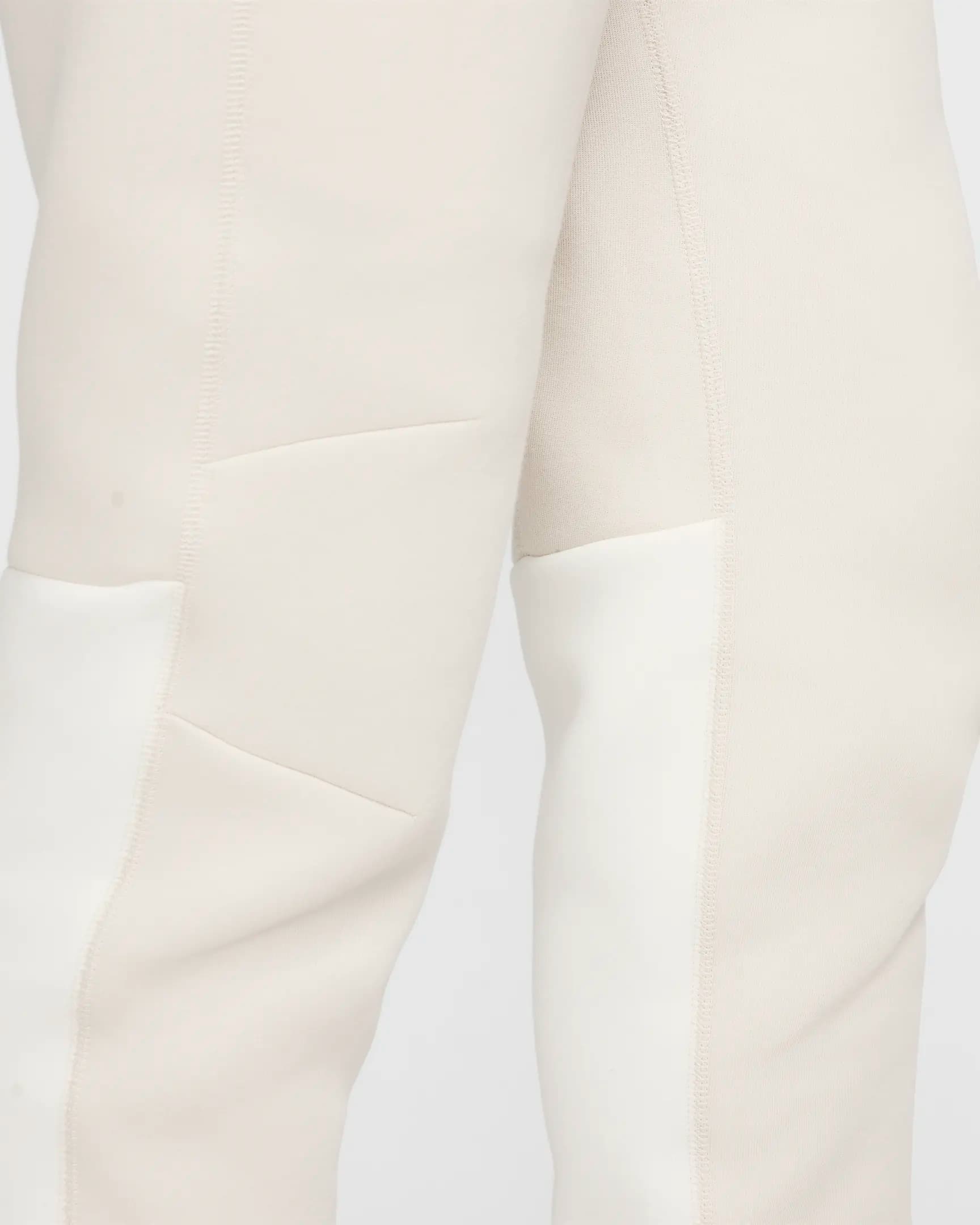 МУЖСКИЕ ШТАНЫ NIKE TCH FLC JGGR (FB8002-104)