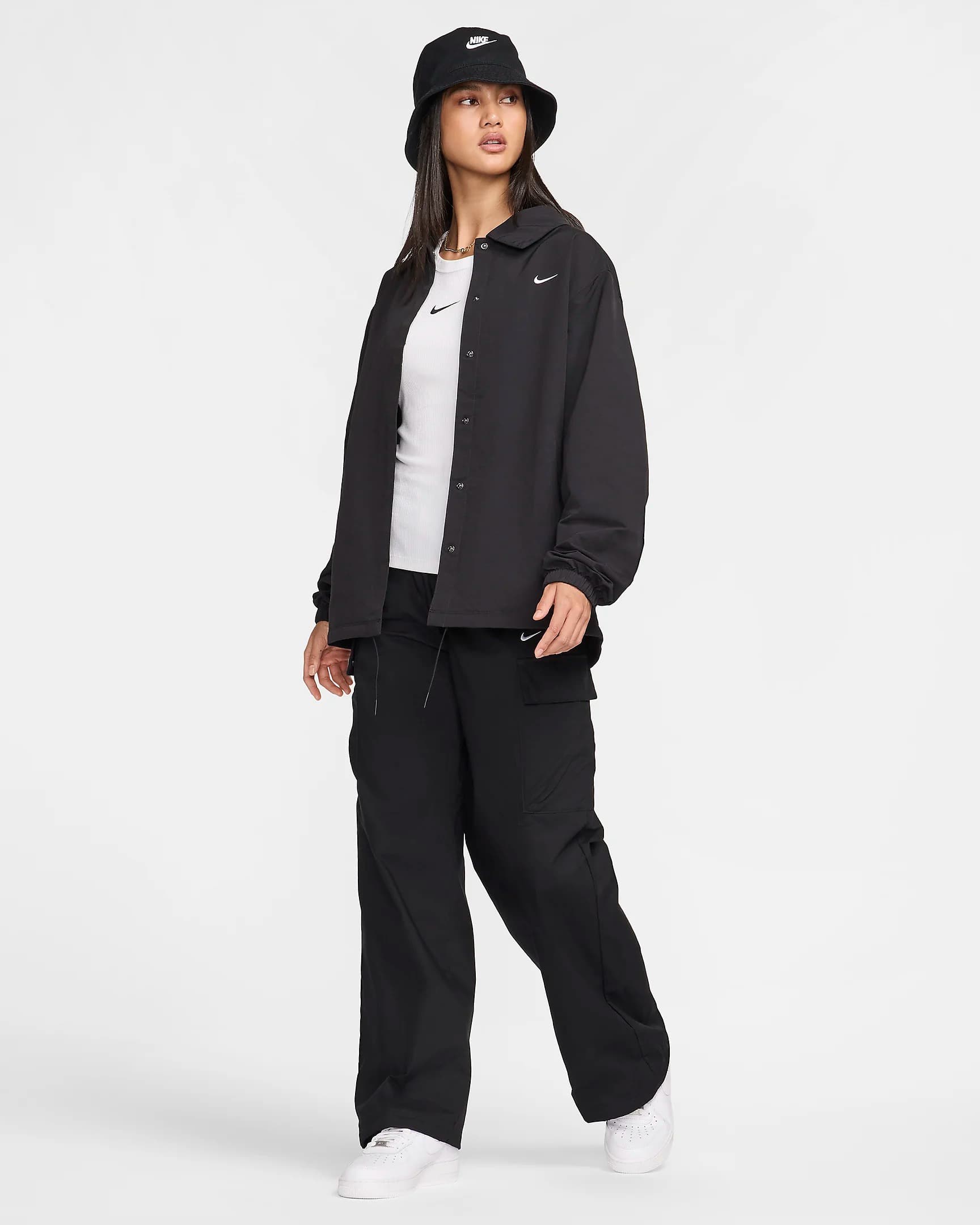 WOMEN'S WINDBREAKER NIKE NSW ESSTL WVN UV HBR CCH JKT (FV7560-010)