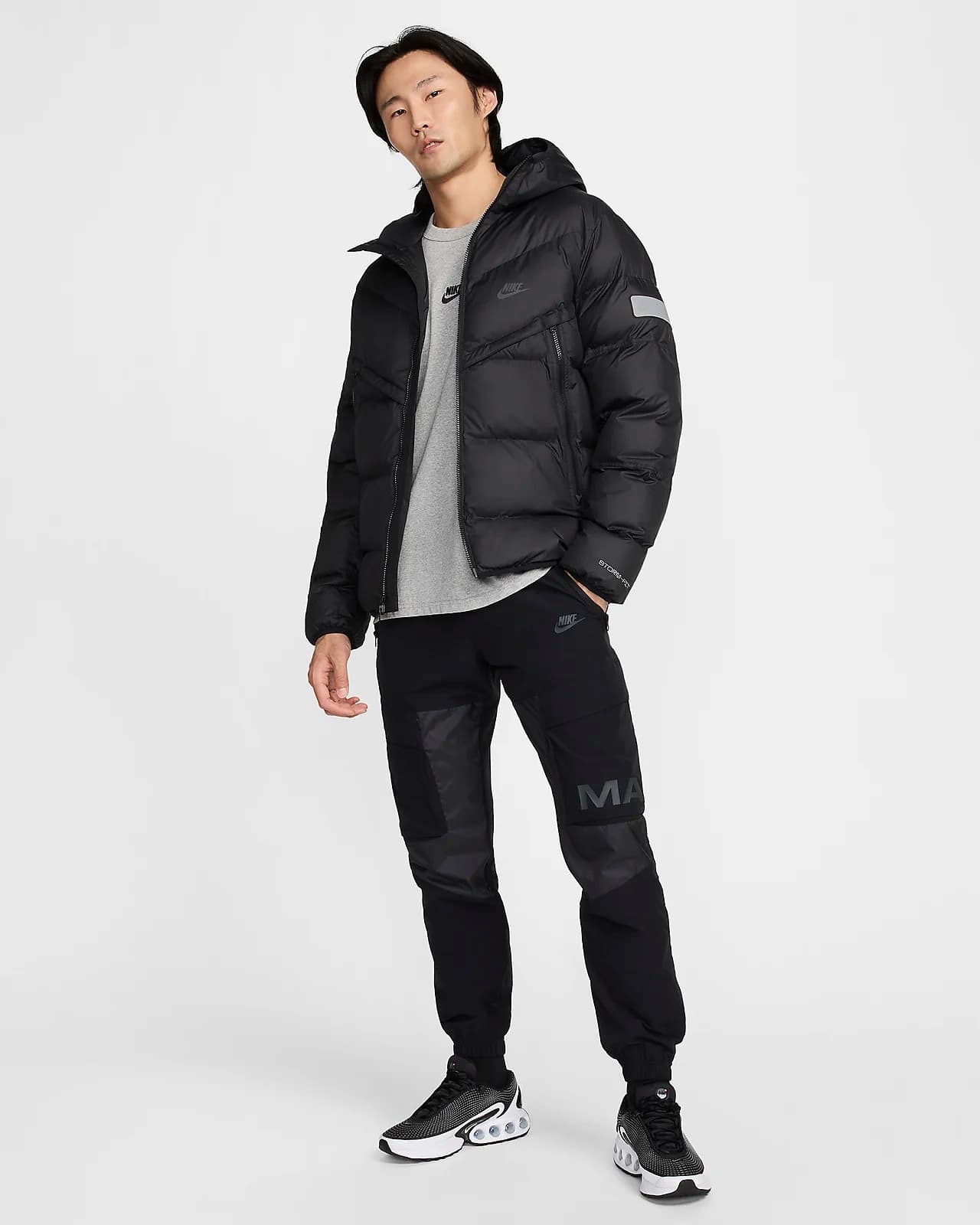 МУЖСКАЯ КУРТКА NIKE NSW SF WR PL-FLD AIR MAX JKT (HF6603-010)