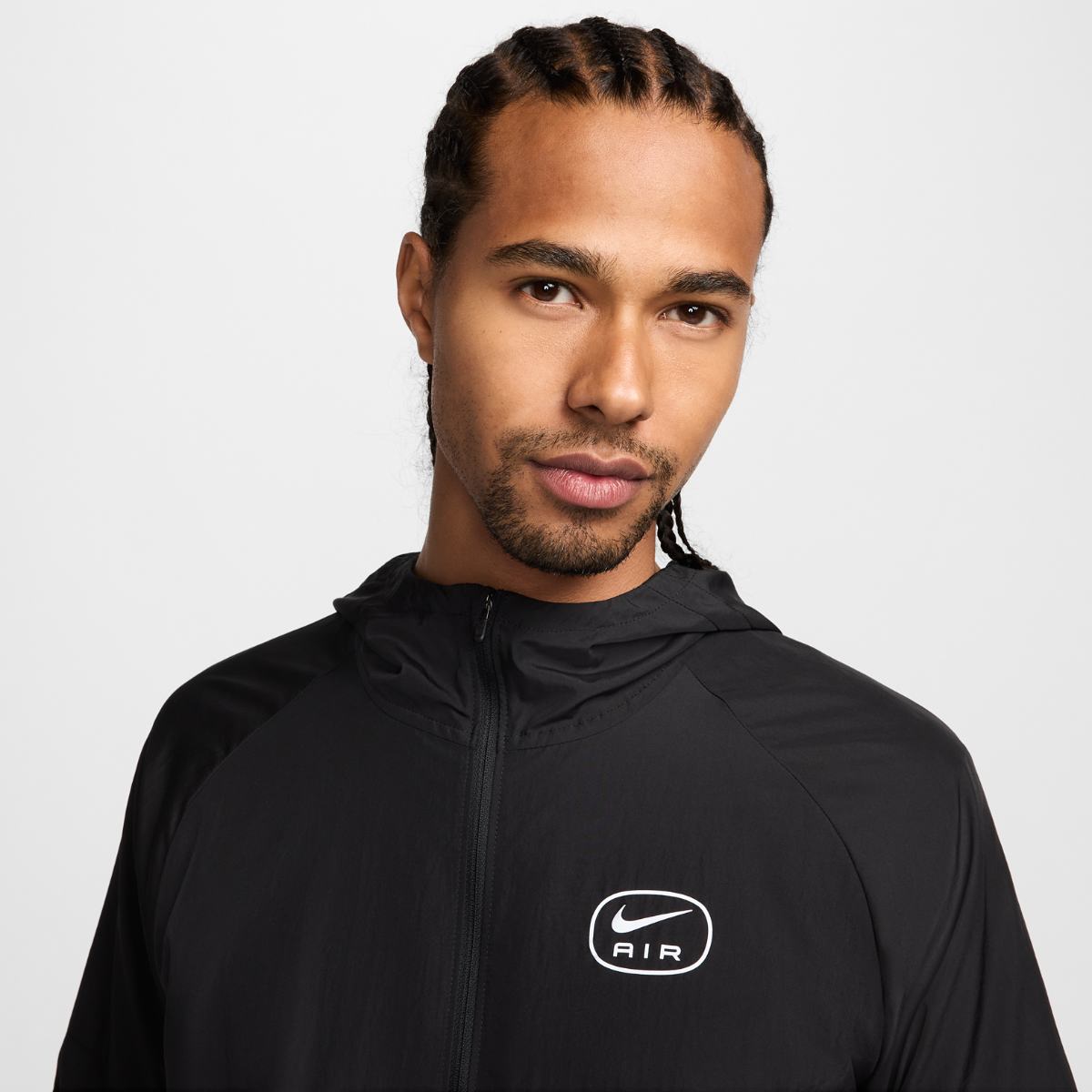 МУЖСКАЯ ВЕТРОВКА NIKE NSW SW AIR RUN JKT (HM0187-010)