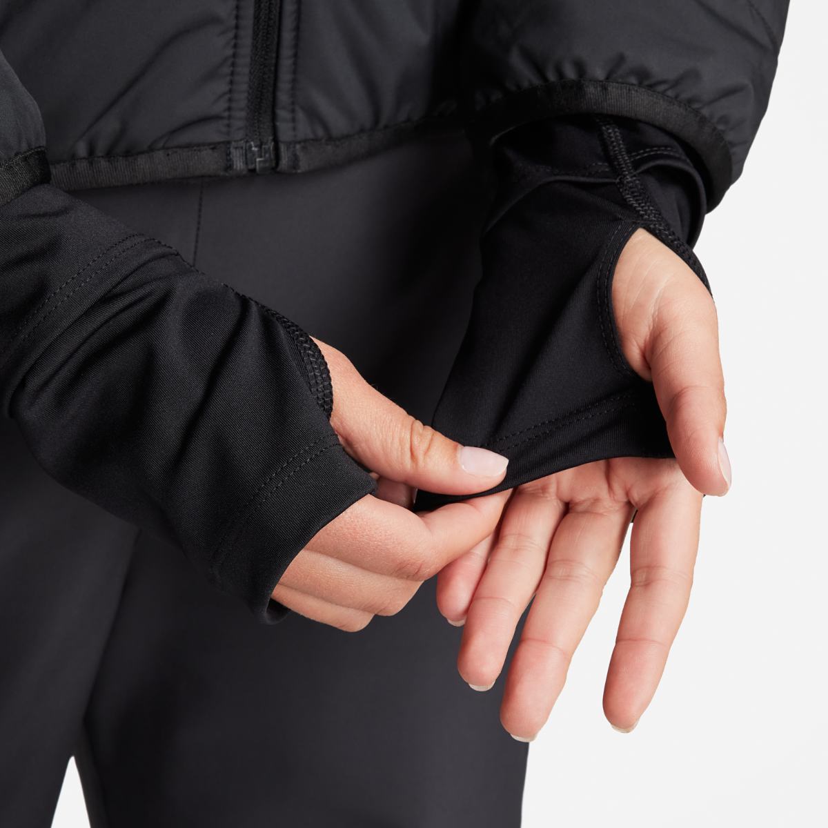 ЖЕНСКАЯ КУРТКА NIKE SWIFT TF FILL JKT (FB7511-010)