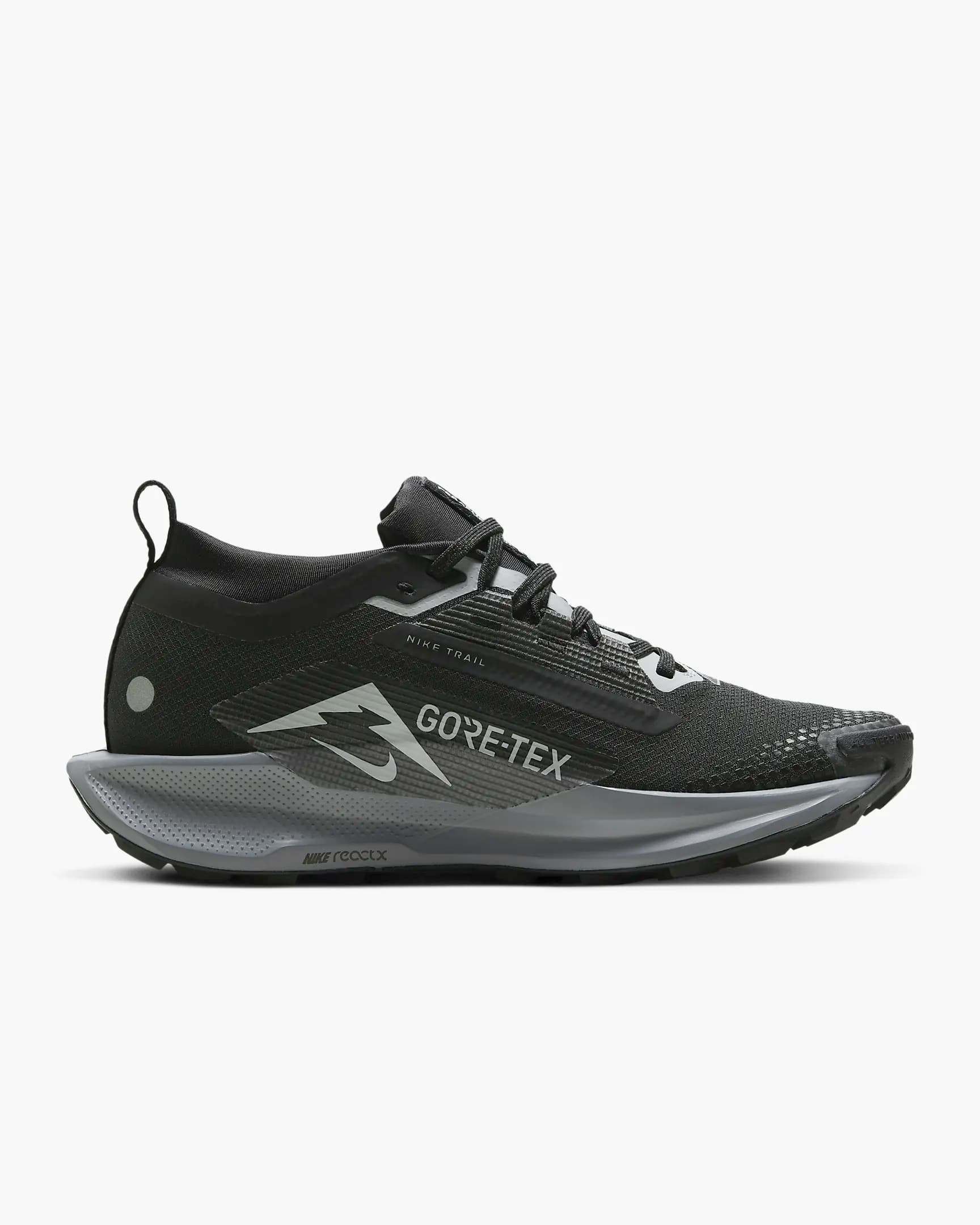 WOMEN'S PEGASUS TRAIL 5 GTX SNEAKERS (FQ0912-001)