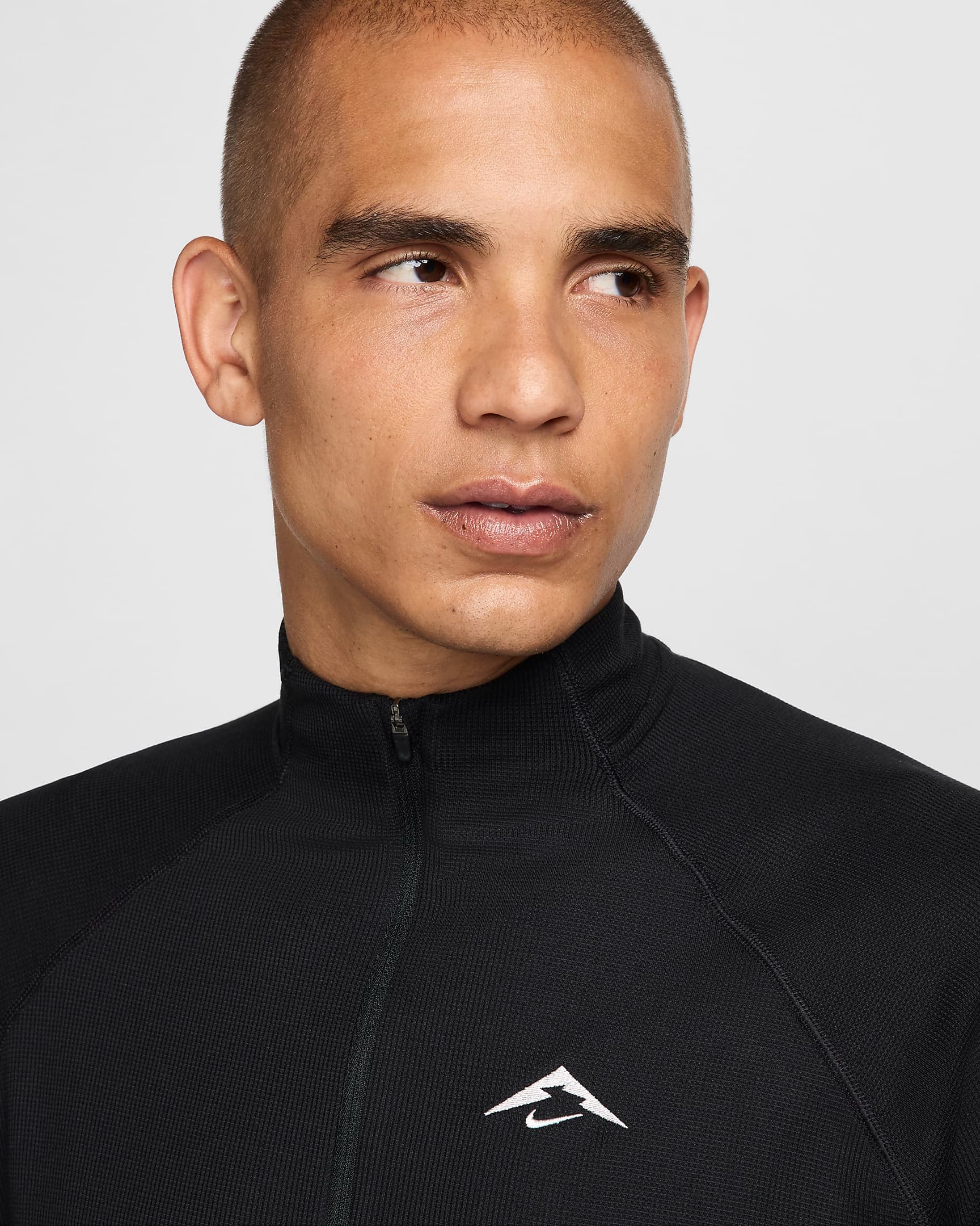 ЛОНГСЛИВ NIKE TRAIL MIDLAYER HZ (FV9994-010)
